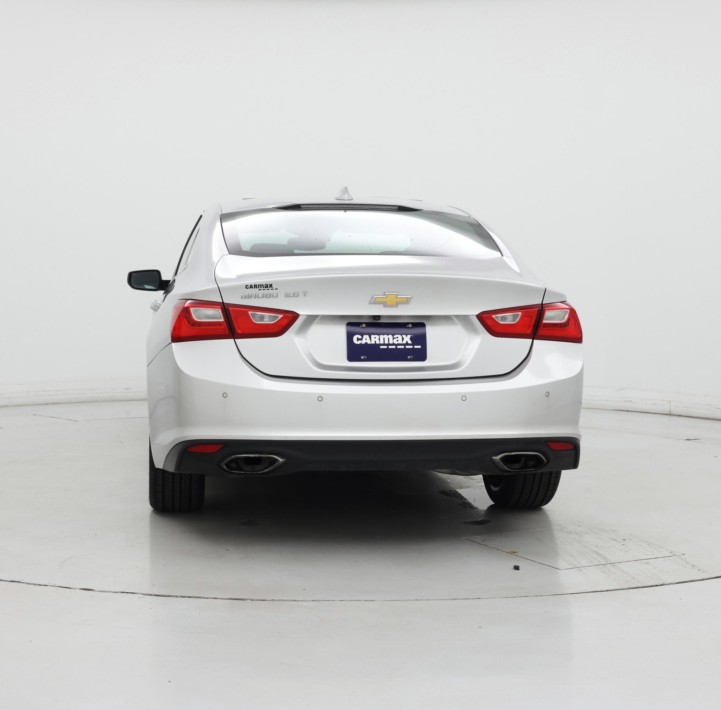 Thumbnail: 2017 Chevrolet Malibu - 6