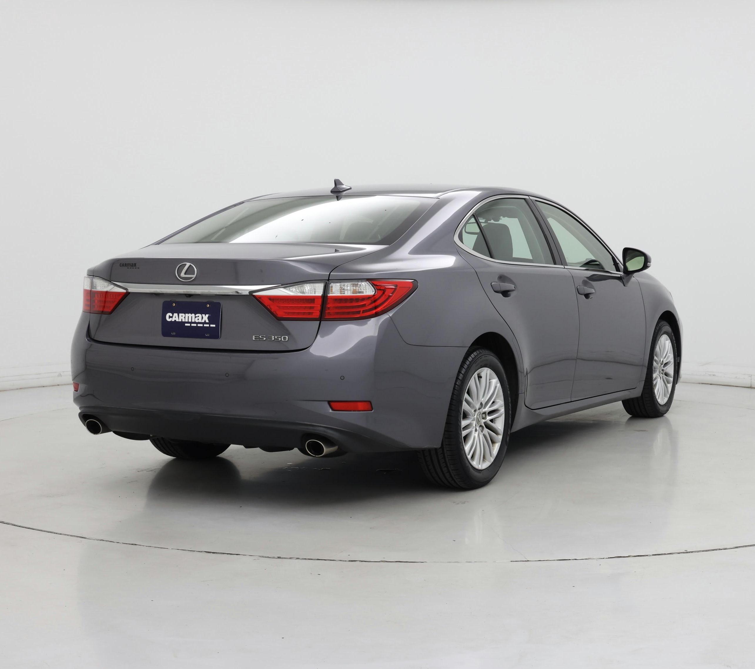 Thumbnail: 2013 Lexus ES - 8