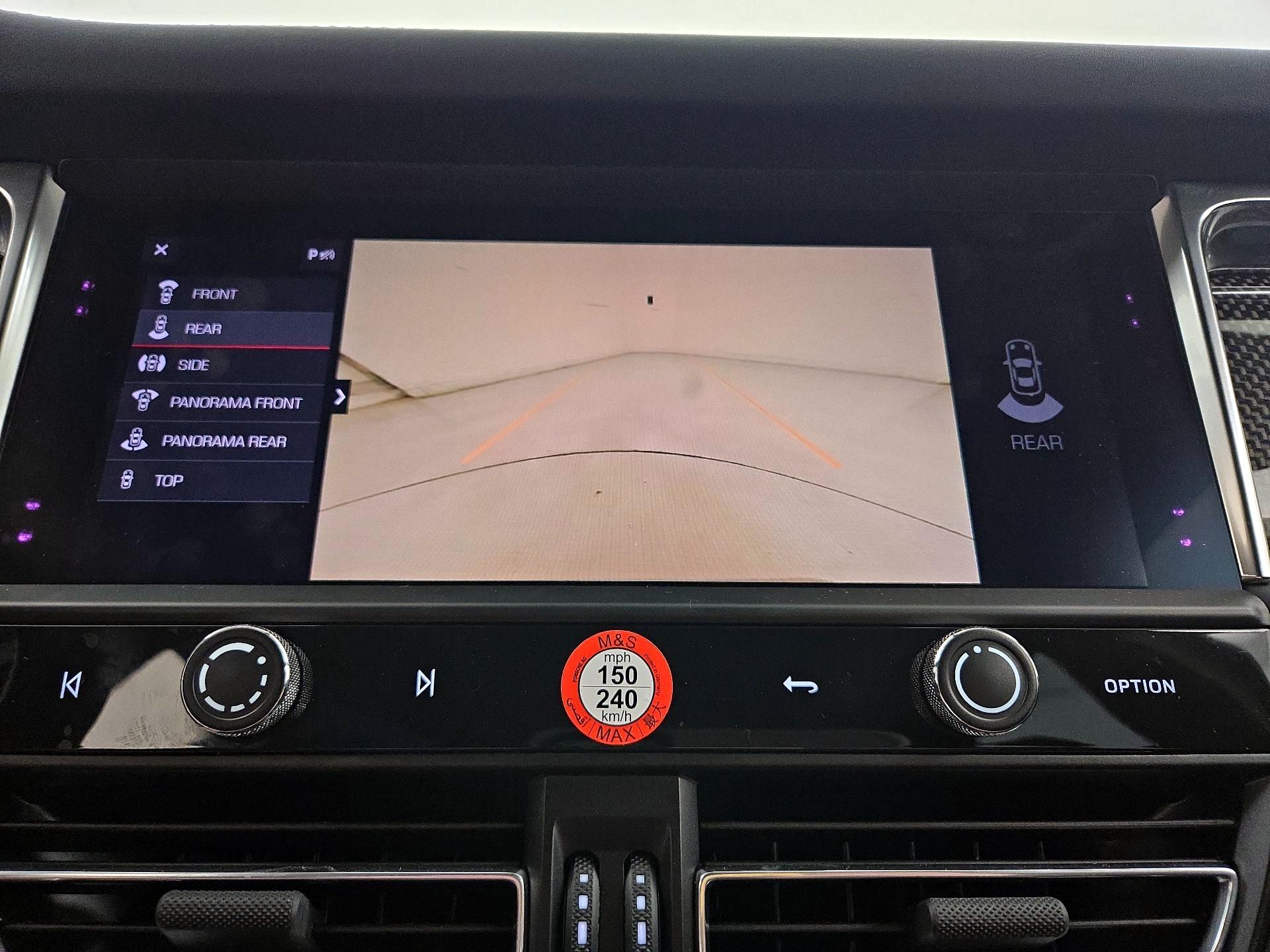 Thumbnail: 2023 Porsche Macan - 14