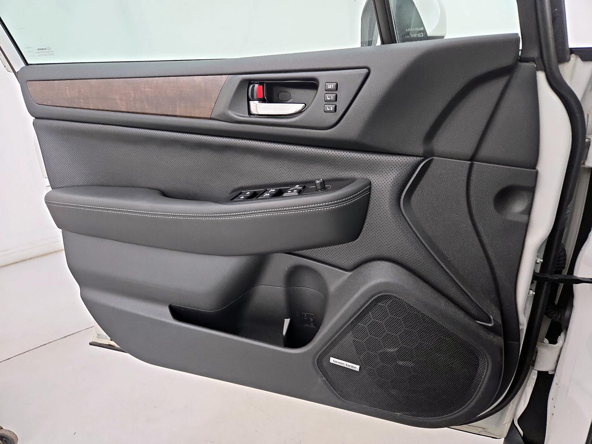 Thumbnail: 2015 Subaru Outback - 12
