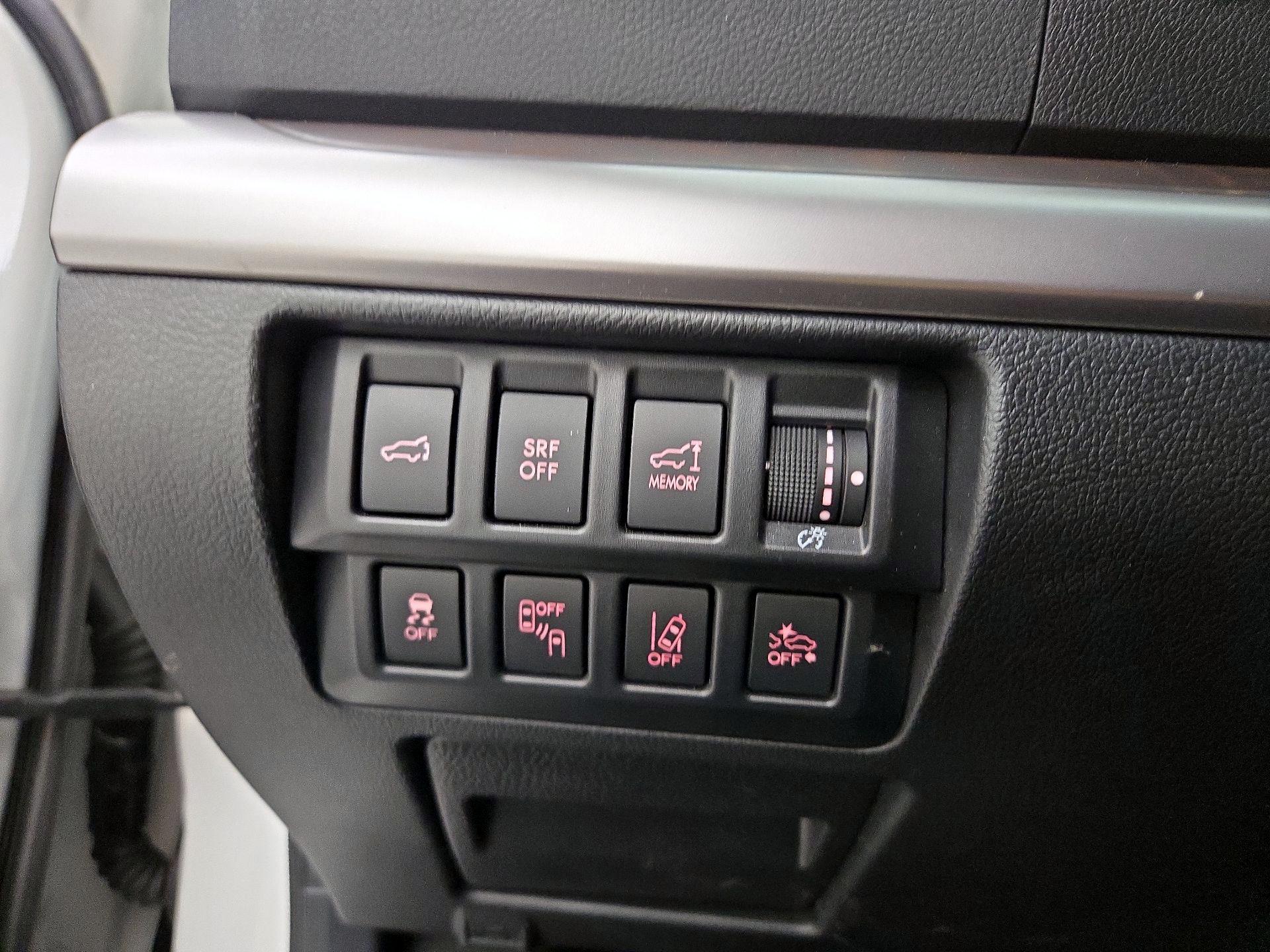 Thumbnail: 2015 Subaru Outback - 13