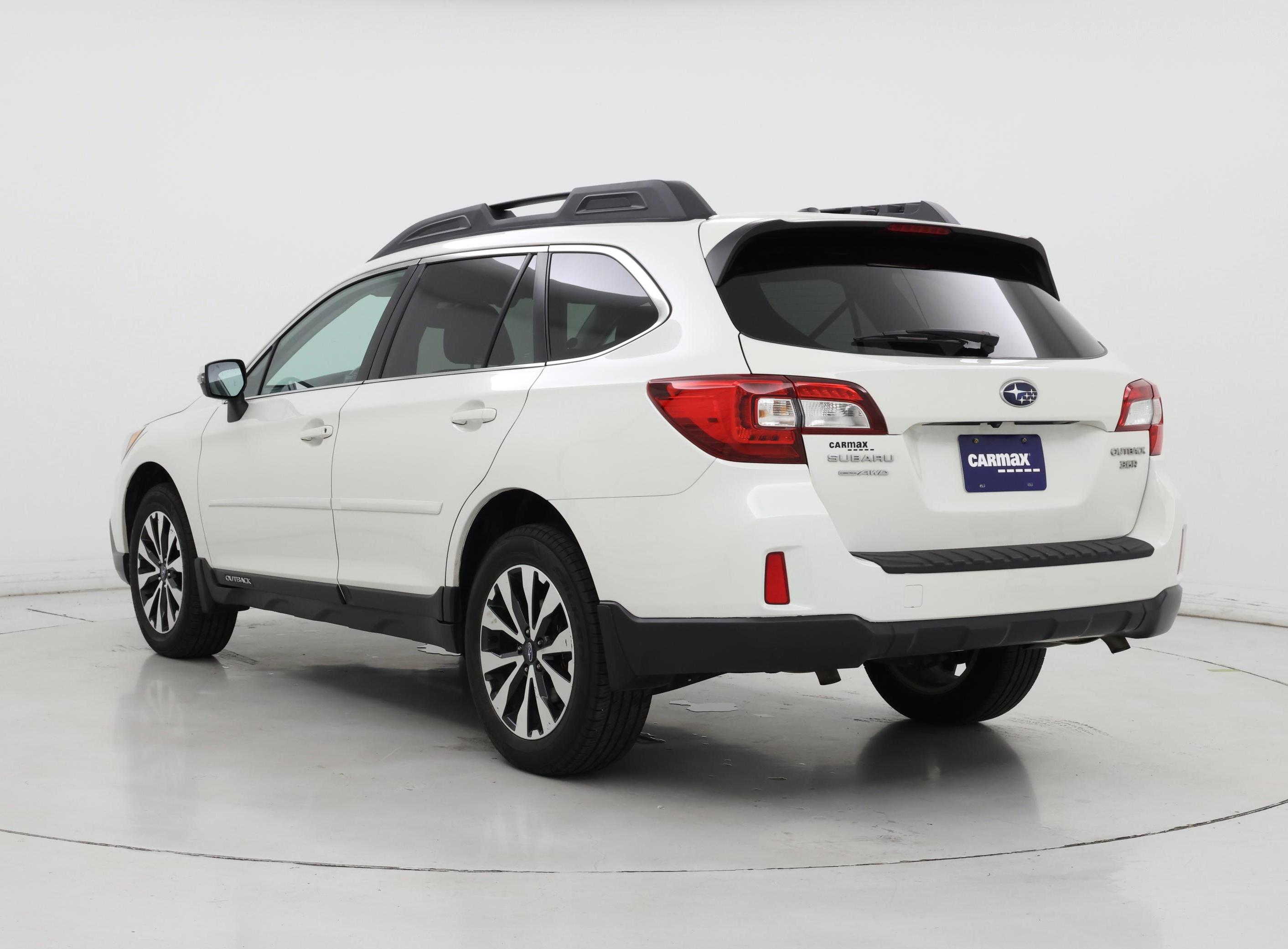 Thumbnail: 2015 Subaru Outback - 2