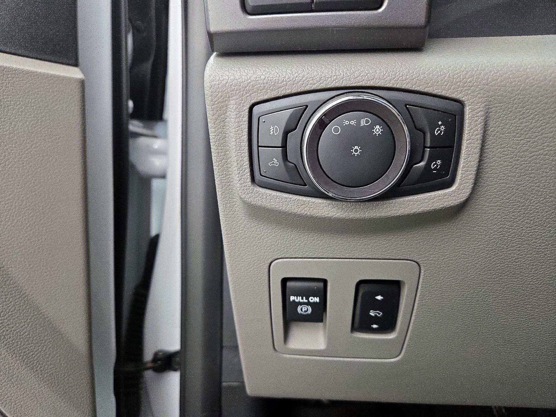 Thumbnail: 2019 Ford F-150 - 13