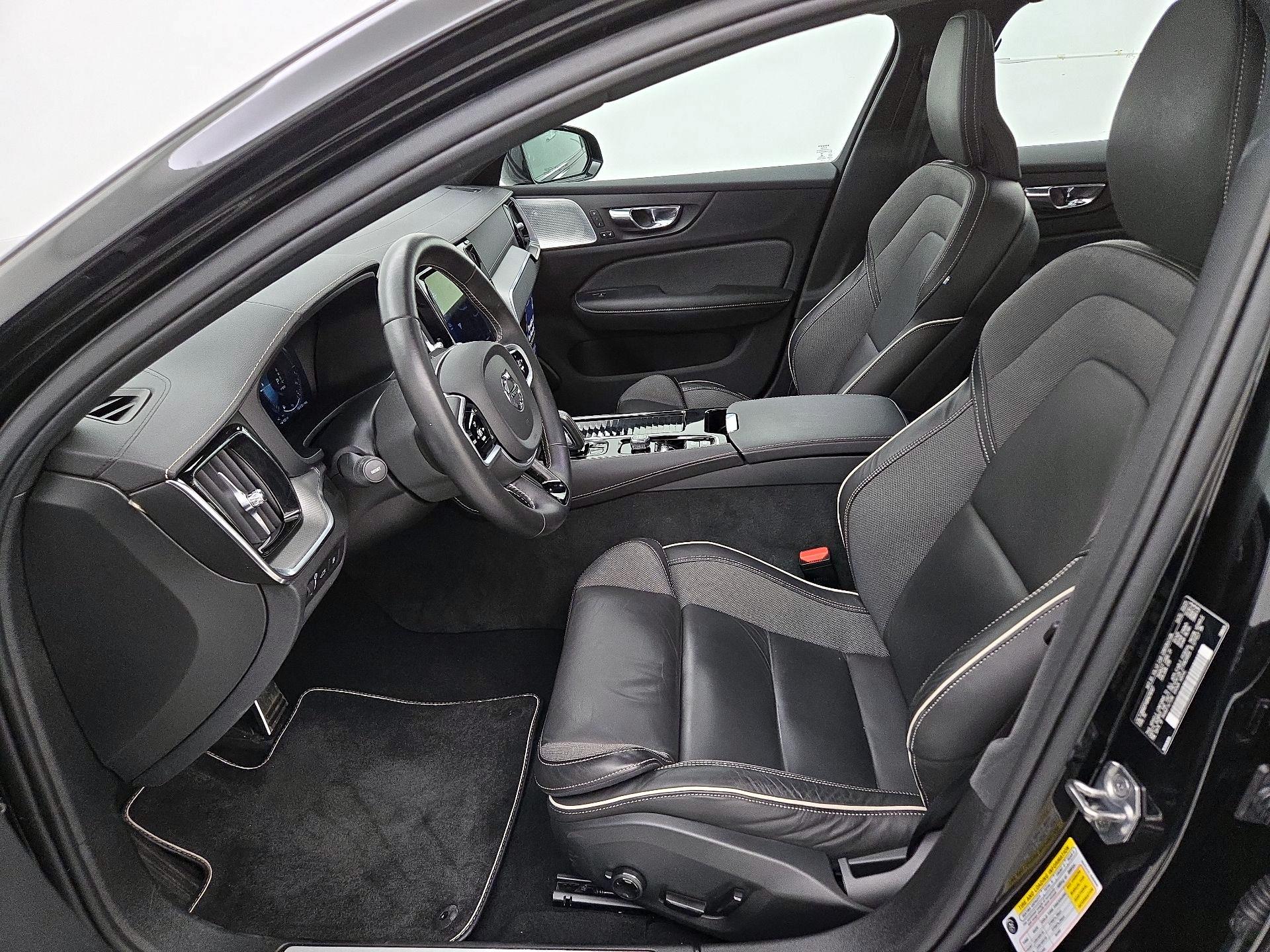 Thumbnail: 2021 Volvo S60 - 11