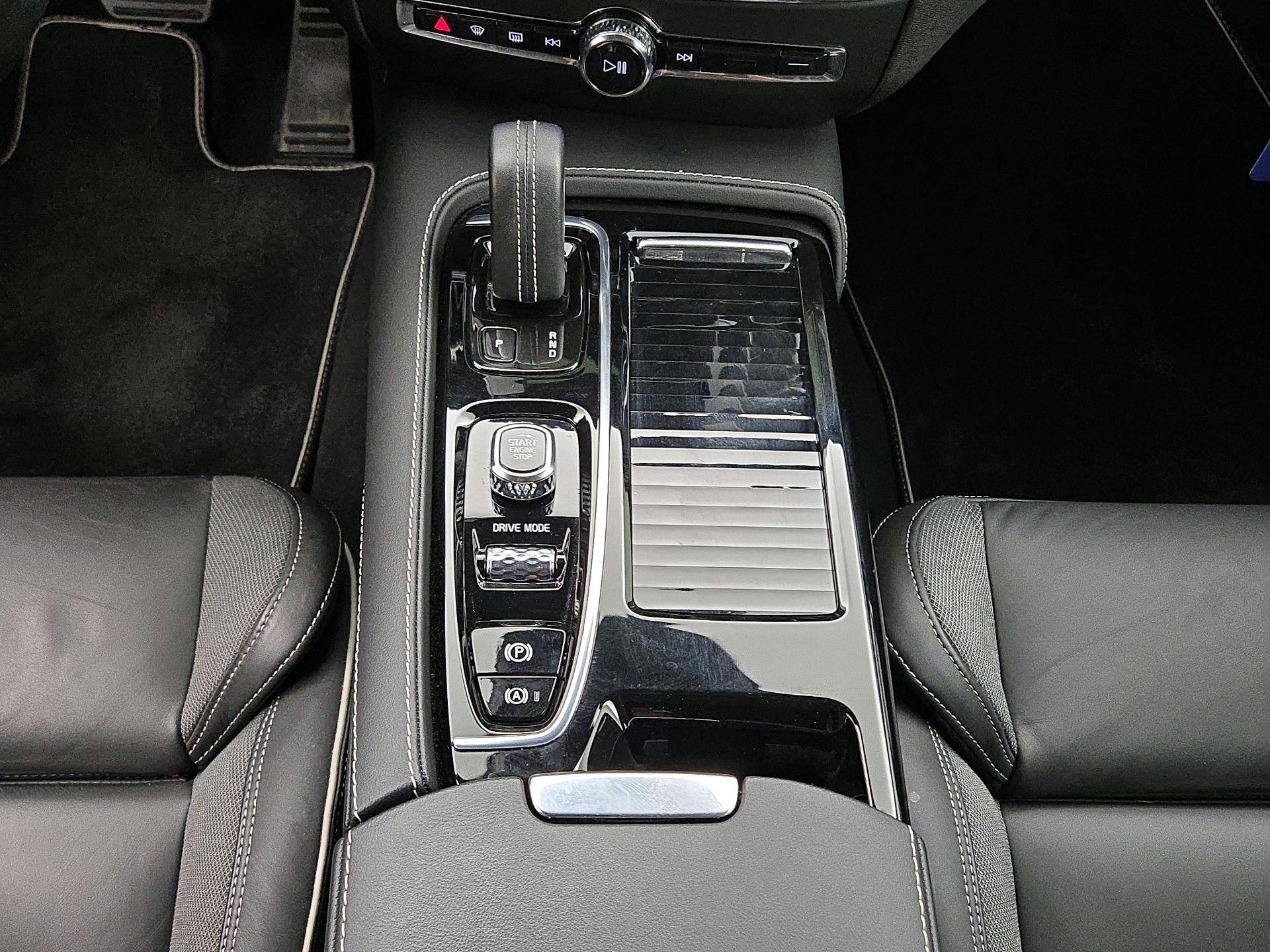 Thumbnail: 2021 Volvo S60 - 18