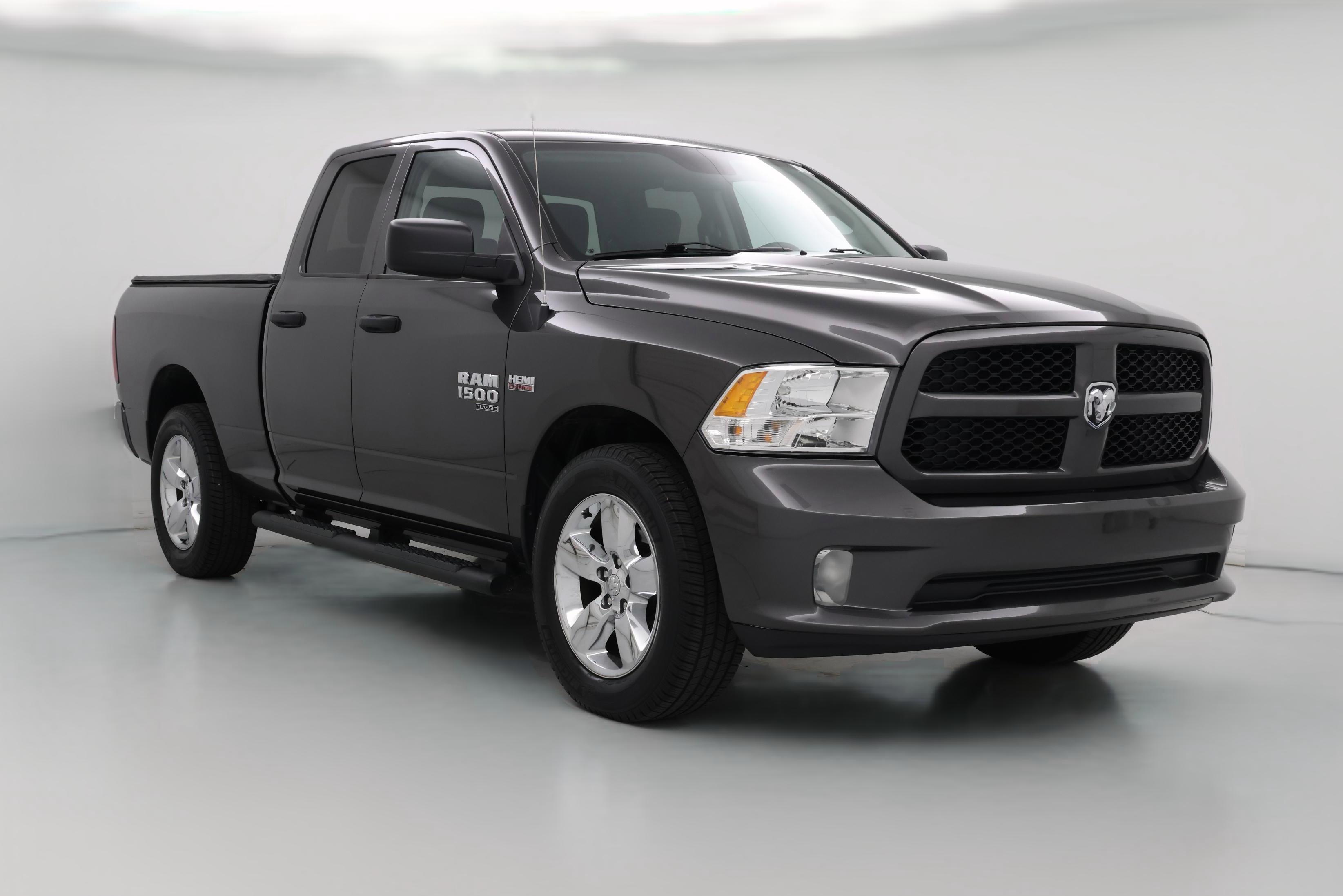 Thumbnail: 2019 RAM 1500 Classic - 1