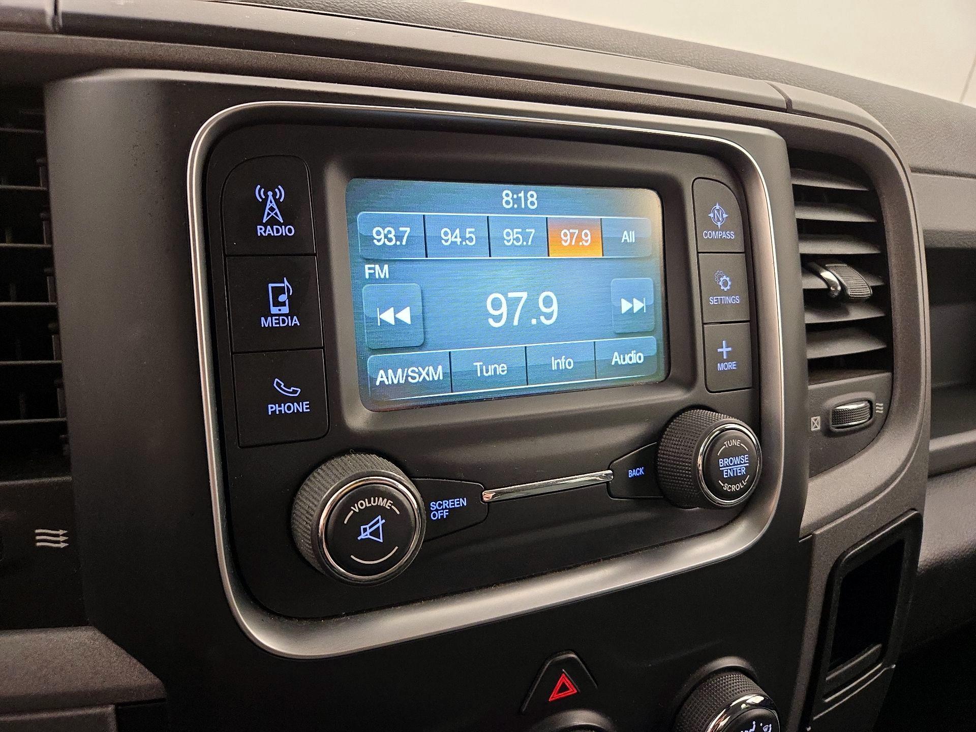 Thumbnail: 2019 RAM 1500 Classic - 15