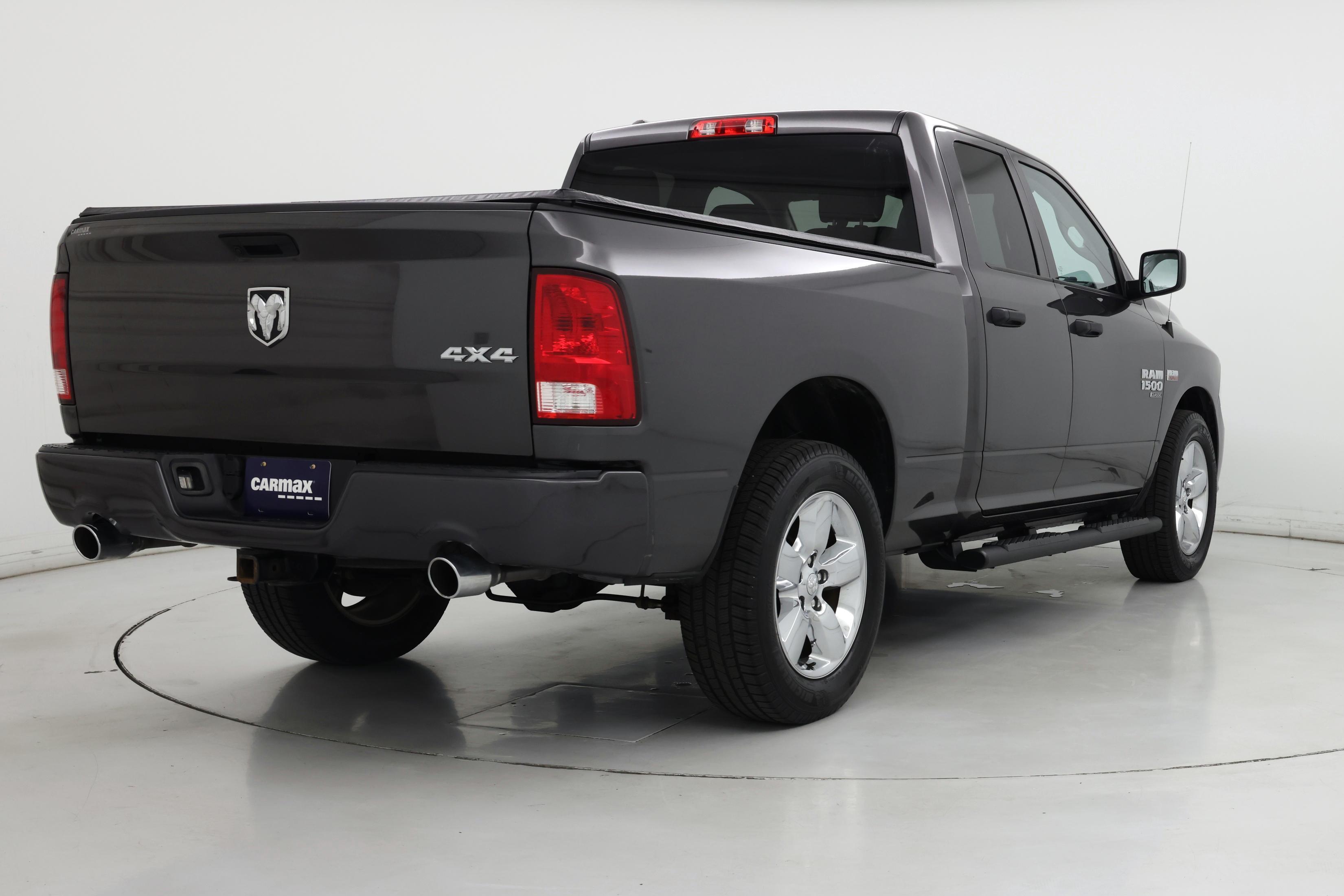 Thumbnail: 2019 RAM 1500 Classic - 8