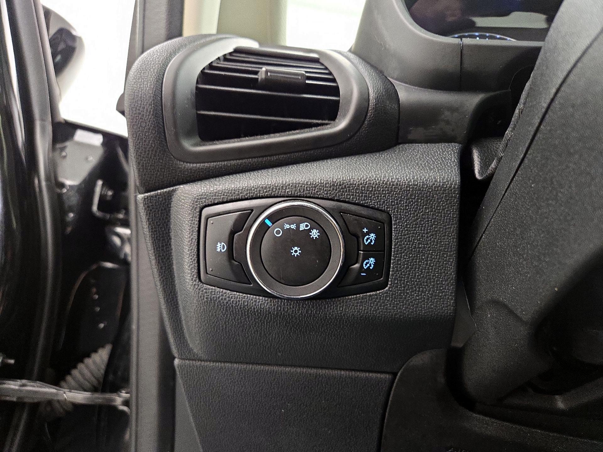 Thumbnail: 2019 Ford EcoSport - 13
