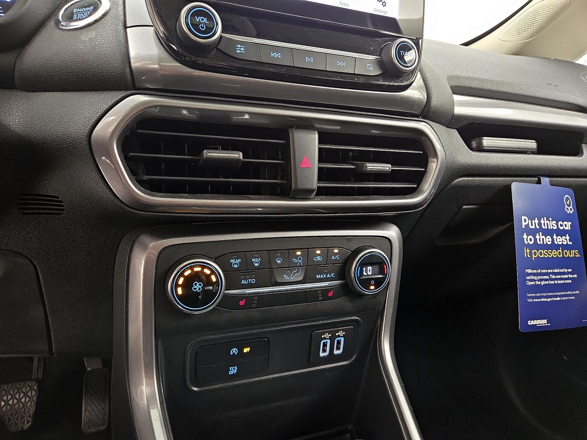 Thumbnail: 2019 Ford EcoSport - 17