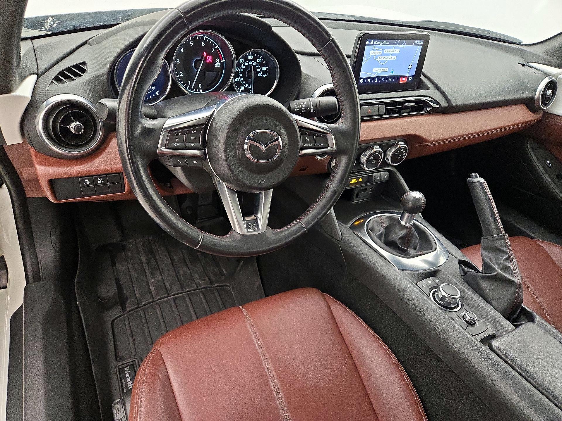 Thumbnail: 2019 Mazda MX-5 Miata - 9