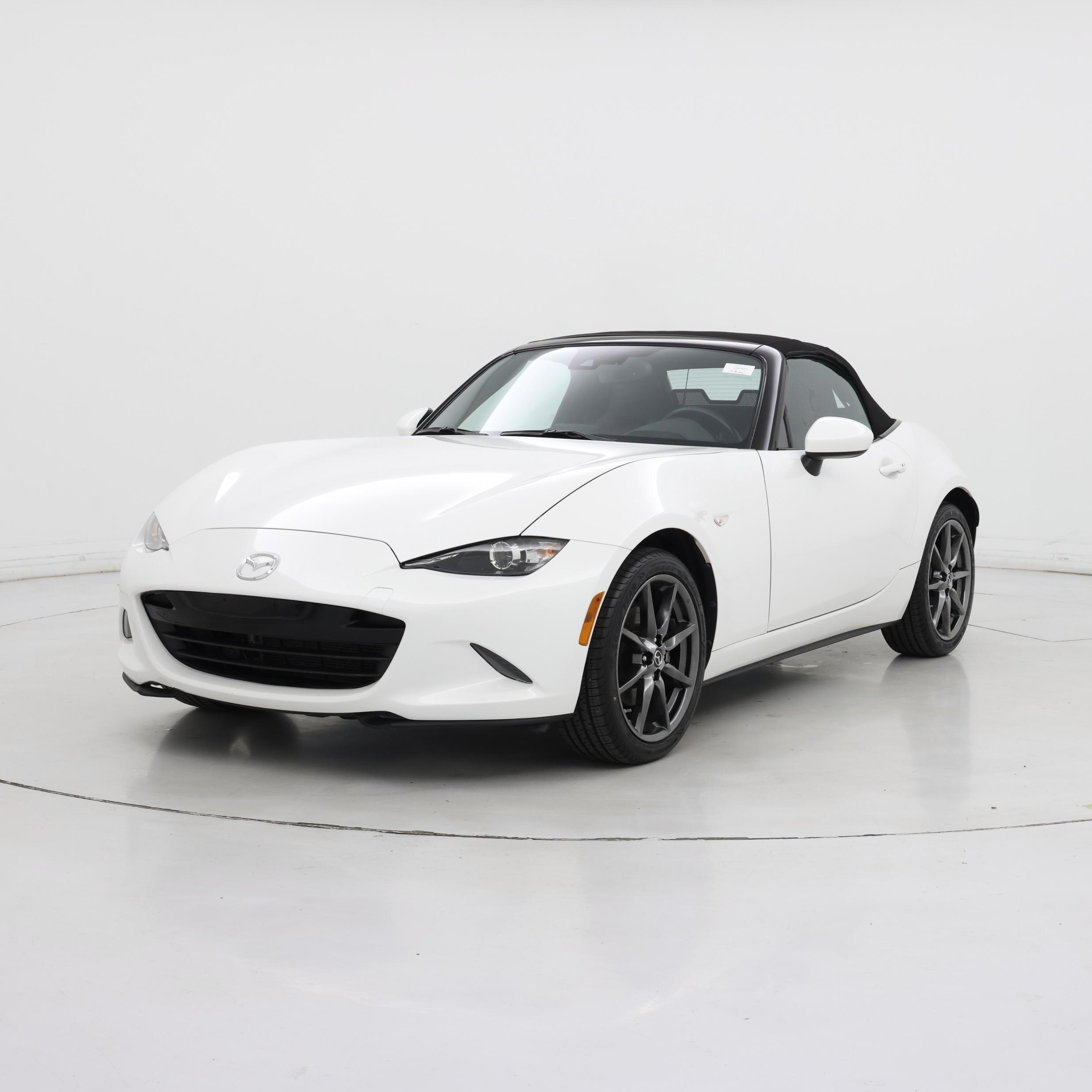 Thumbnail: 2019 Mazda MX-5 Miata - 4