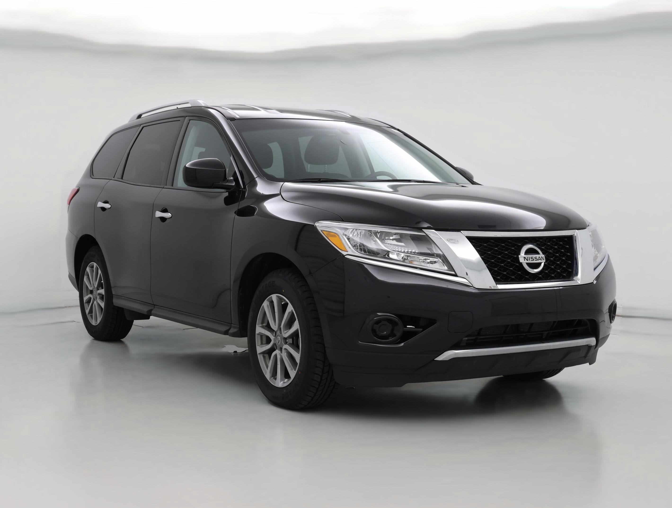 Thumbnail: 2016 Nissan Pathfinder - 1