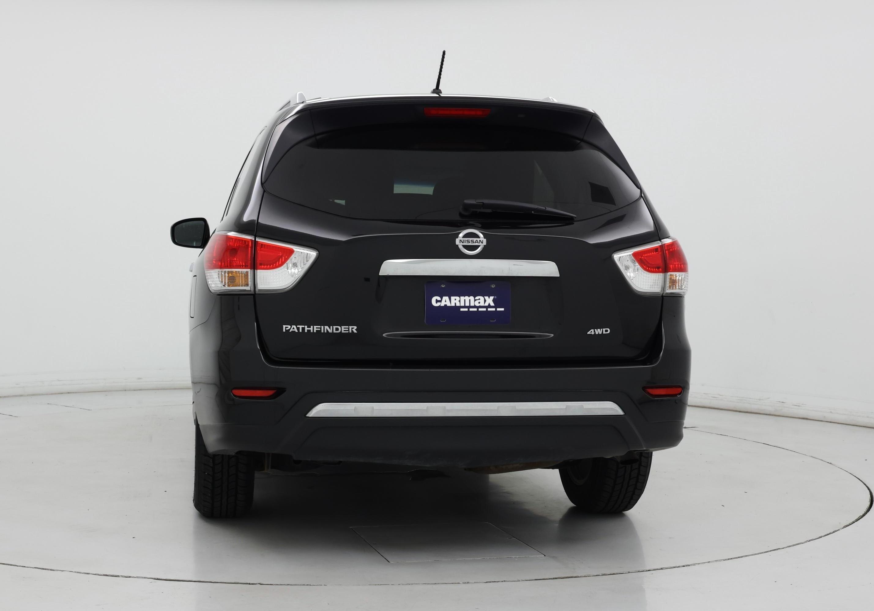 Thumbnail: 2016 Nissan Pathfinder - 6