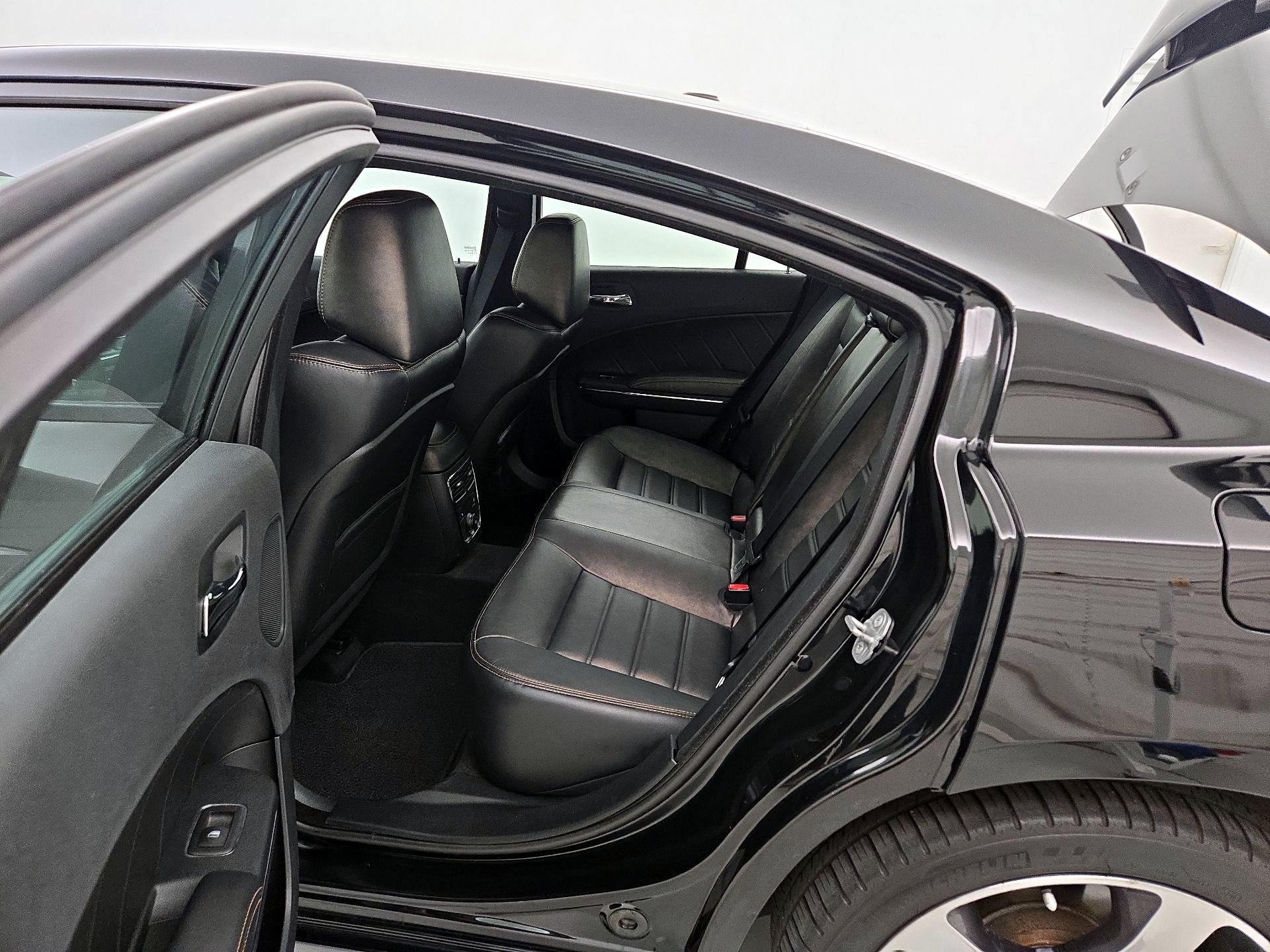 Thumbnail: 2014 Dodge Charger - 18