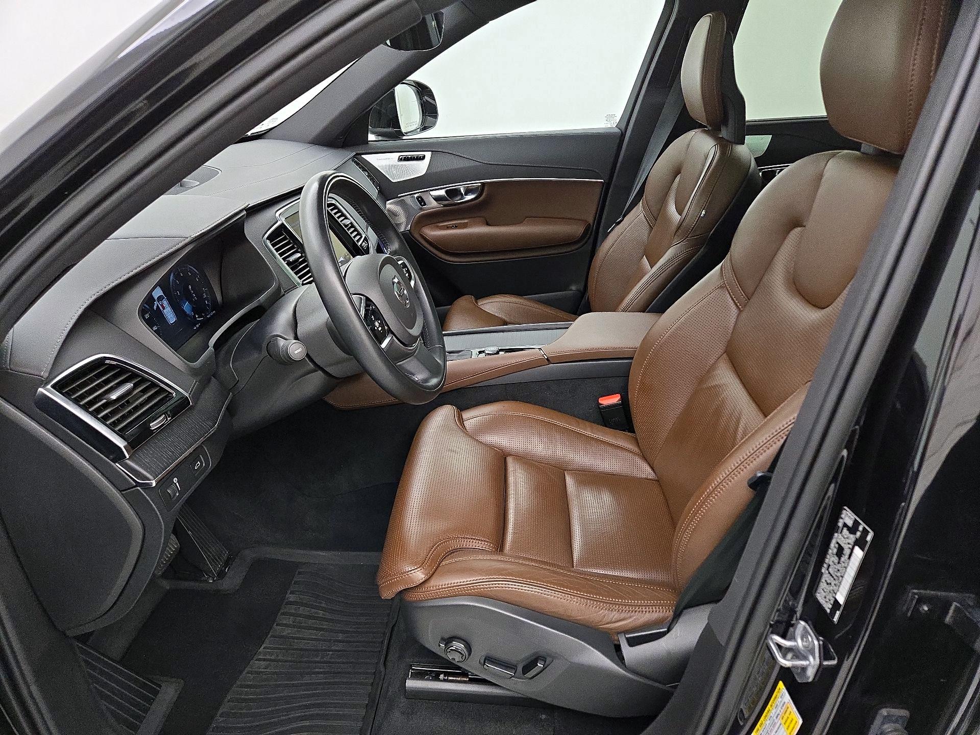 Thumbnail: 2021 Volvo XC90 - 11