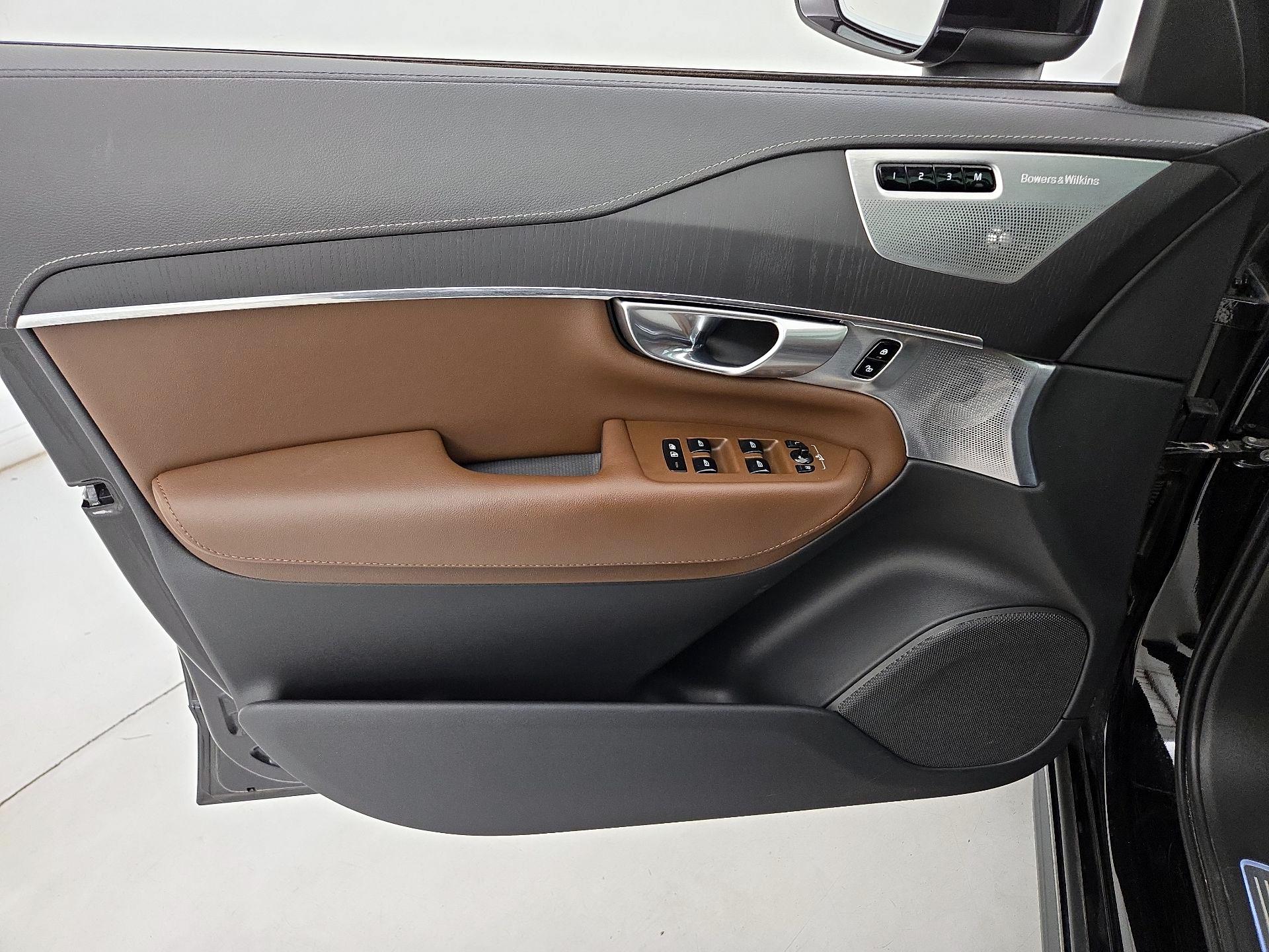 Thumbnail: 2021 Volvo XC90 - 12