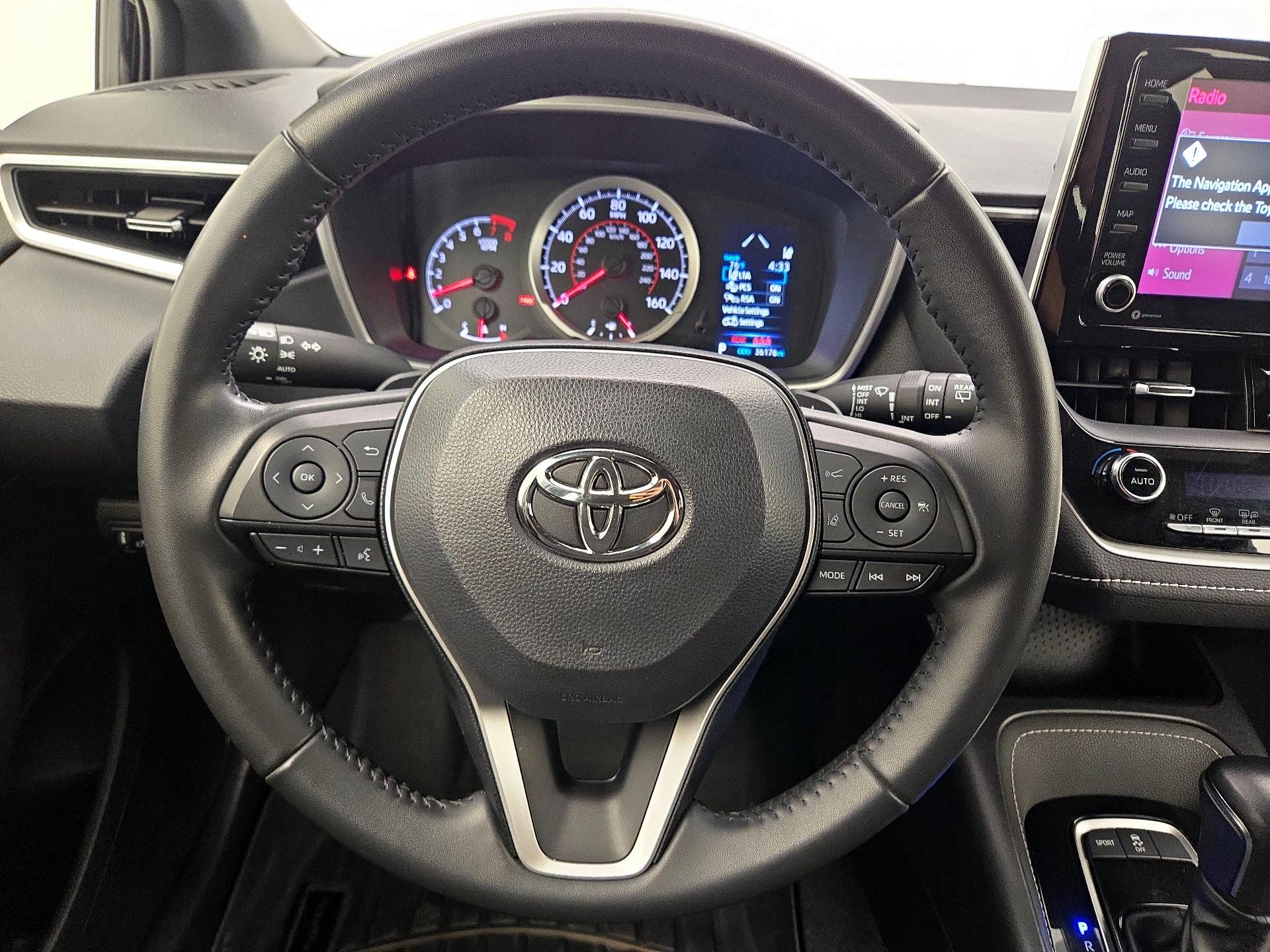 Thumbnail: 2022 Toyota Corolla - 10