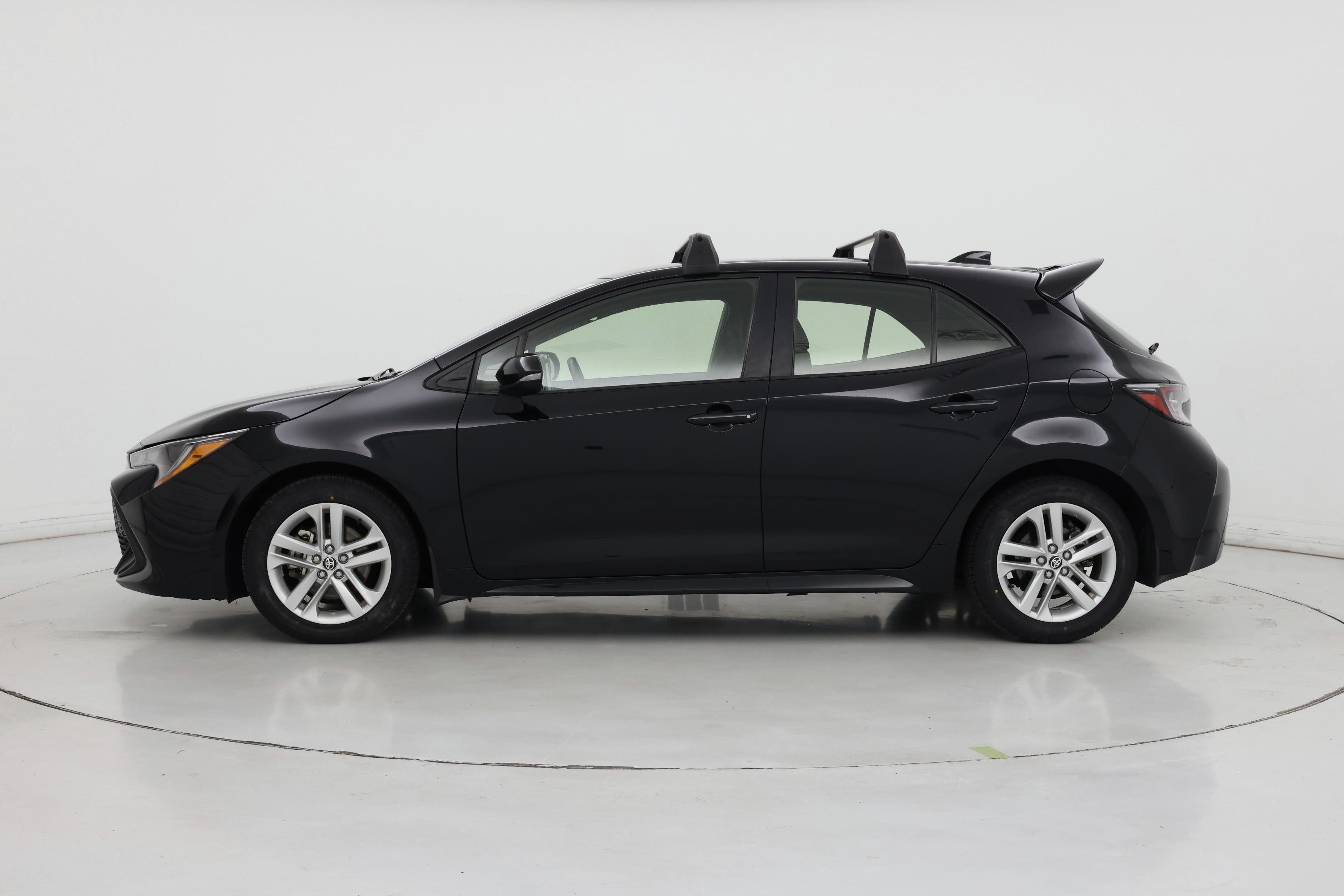 Thumbnail: 2022 Toyota Corolla - 3
