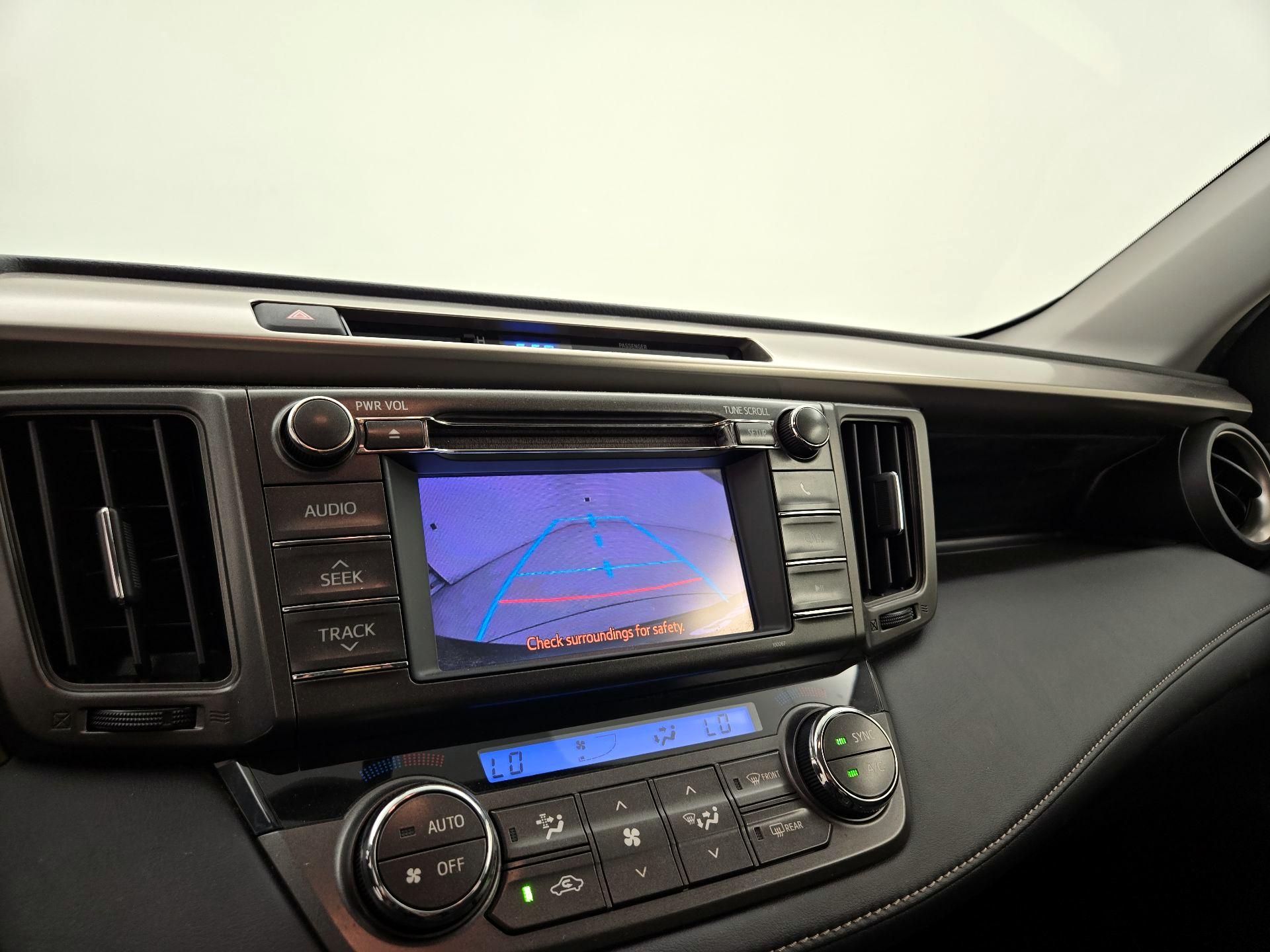 Thumbnail: 2013 Toyota RAV4 - 14