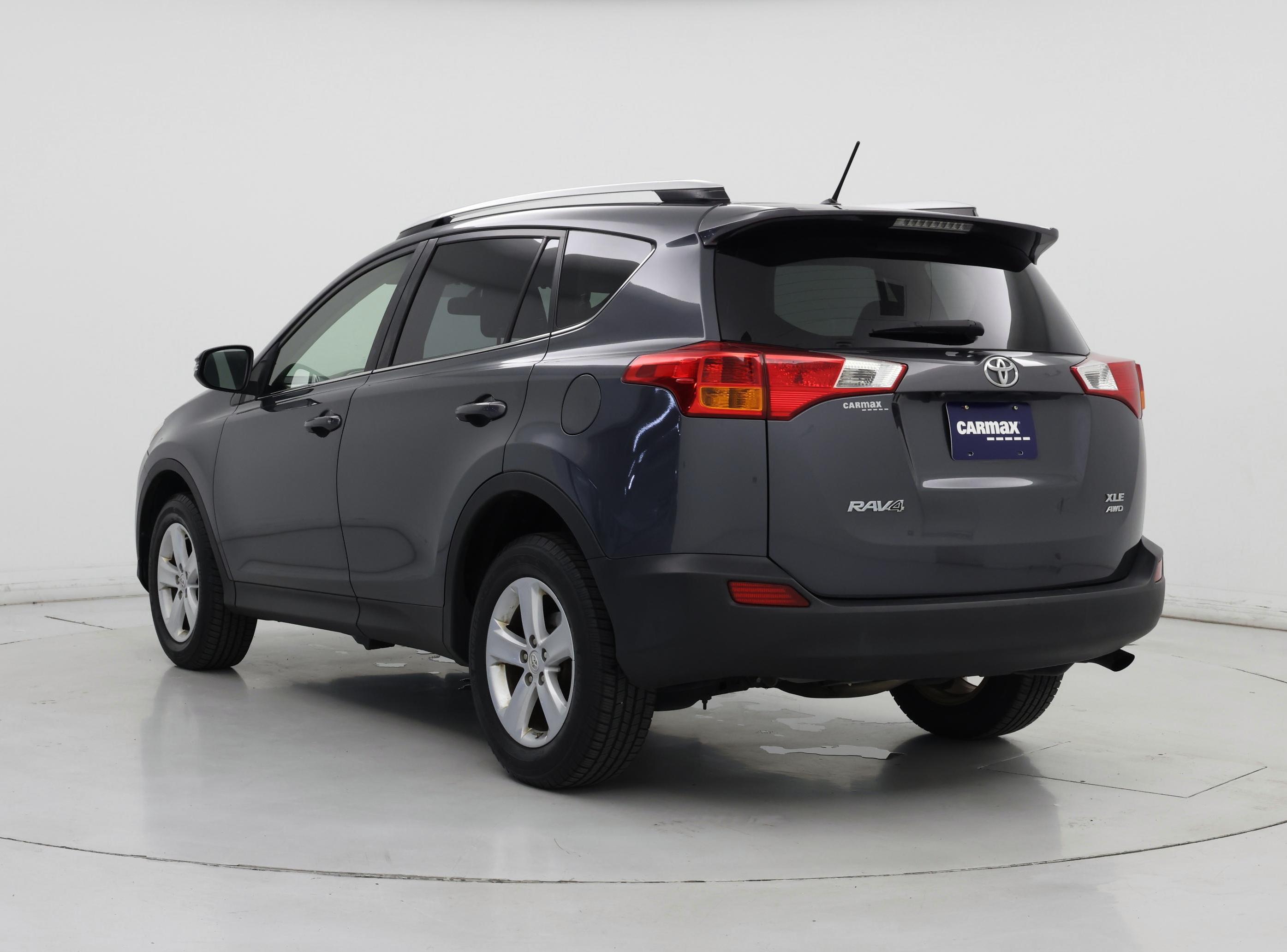 Thumbnail: 2013 Toyota RAV4 - 2