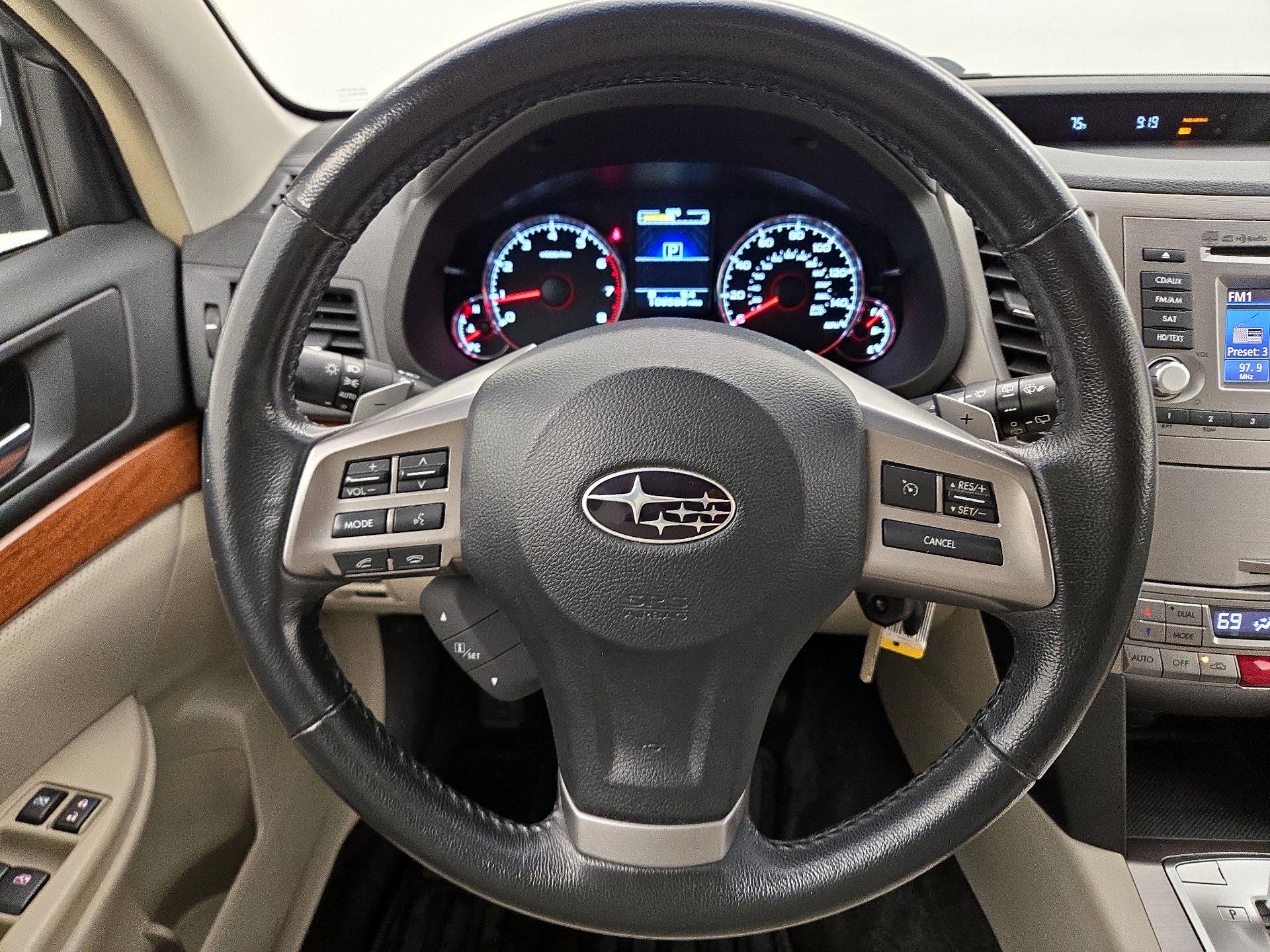 Thumbnail: 2013 Subaru Outback - 10