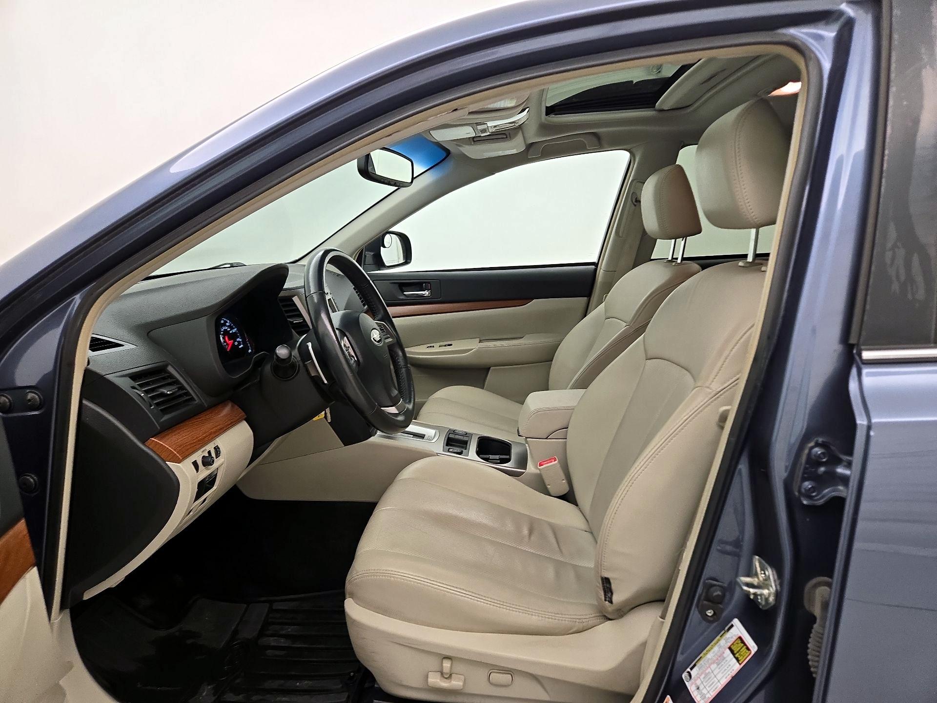Thumbnail: 2013 Subaru Outback - 11