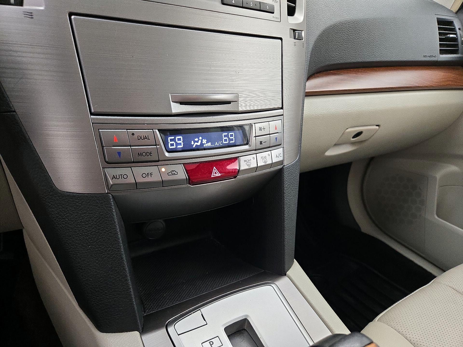 Thumbnail: 2013 Subaru Outback - 16