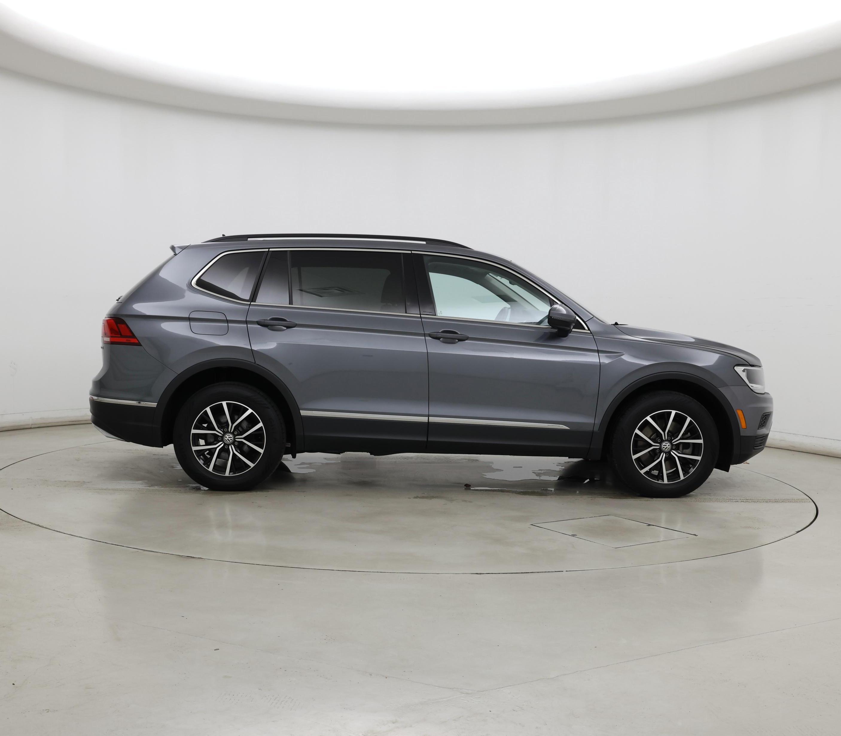 Thumbnail: 2021 Volkswagen Tiguan - 7