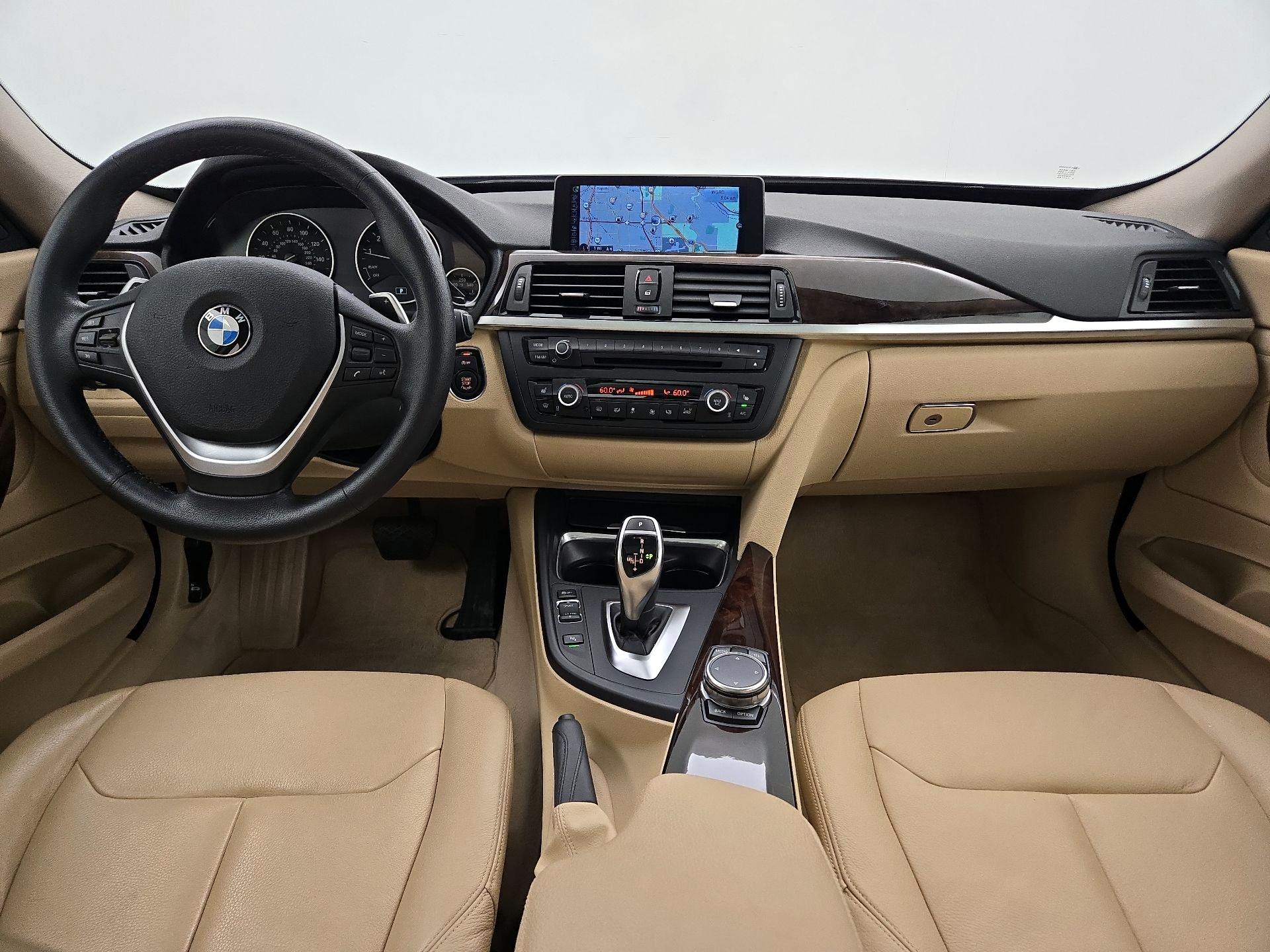 Thumbnail: 2015 BMW 3 Series - 9