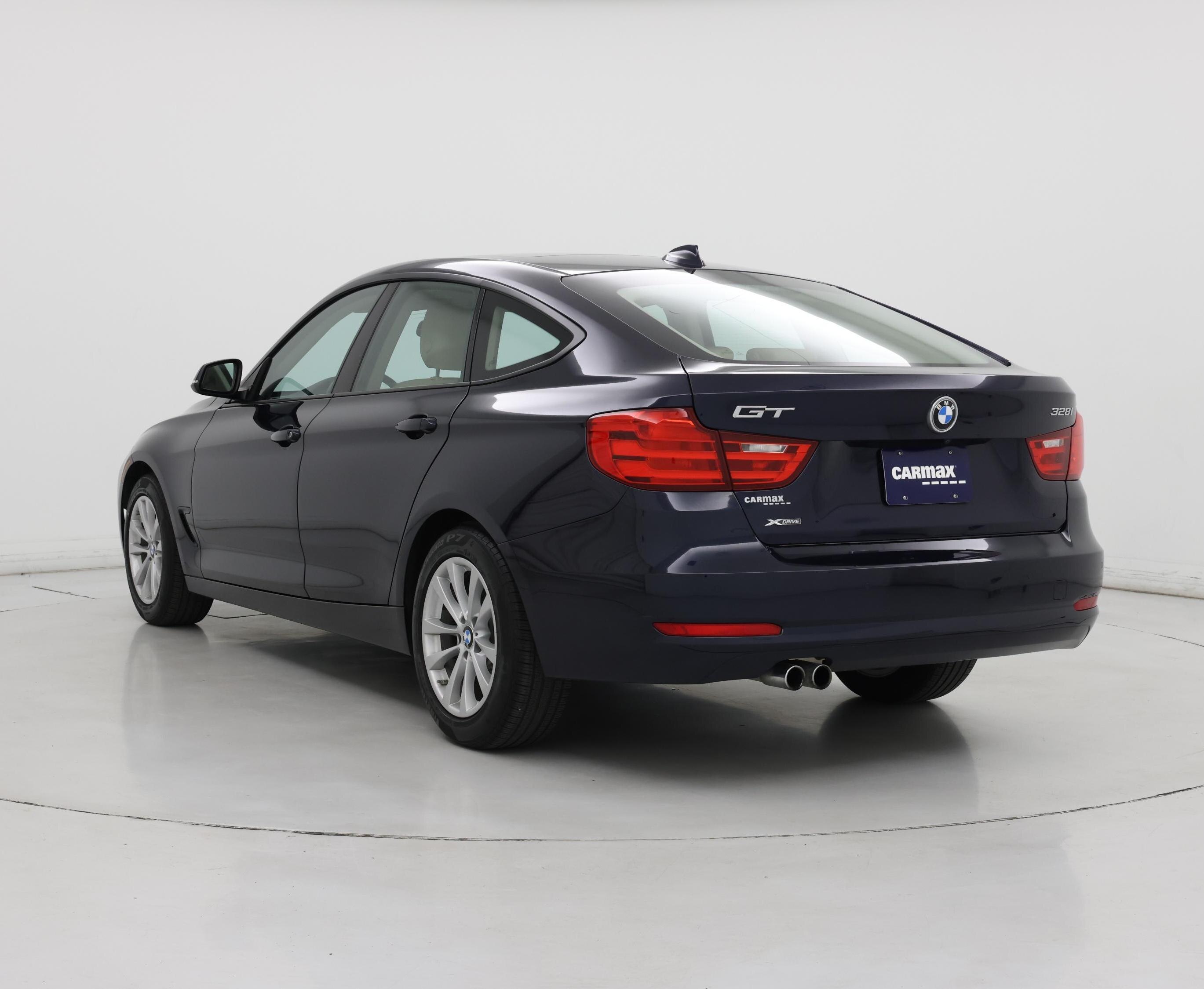 Thumbnail: 2015 BMW 3 Series - 2