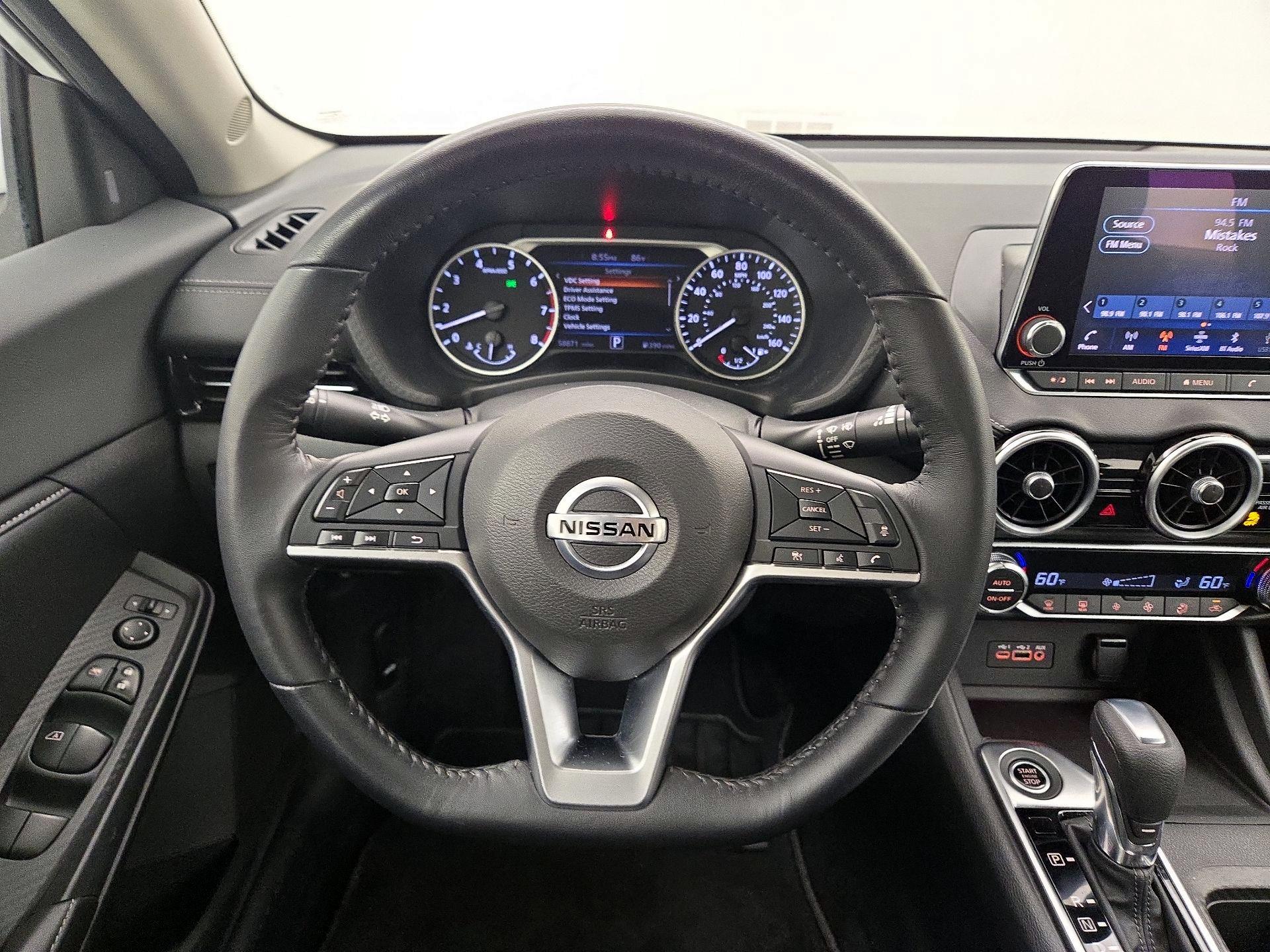 Thumbnail: 2020 Nissan Sentra - 10