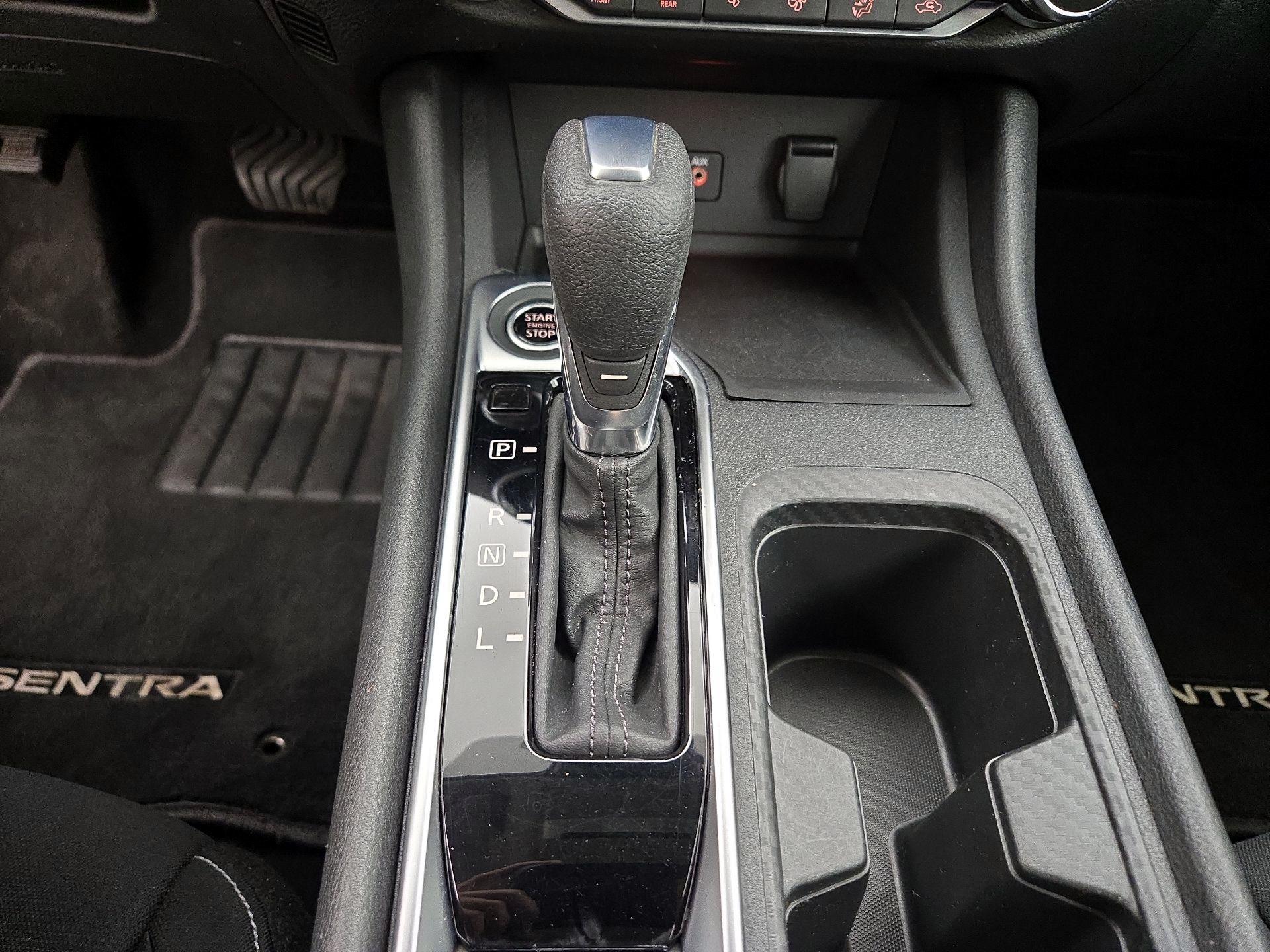 Thumbnail: 2020 Nissan Sentra - 17