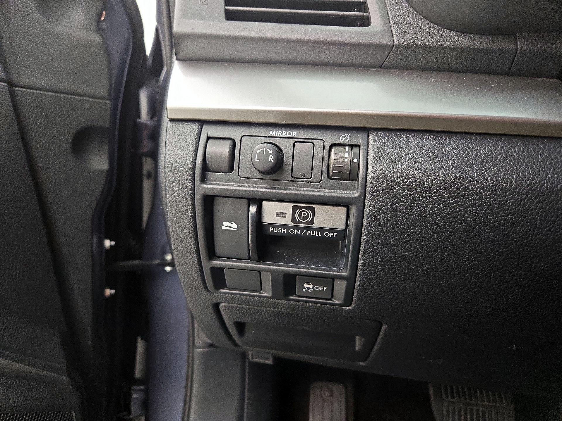 Thumbnail: 2014 Subaru Outback - 13