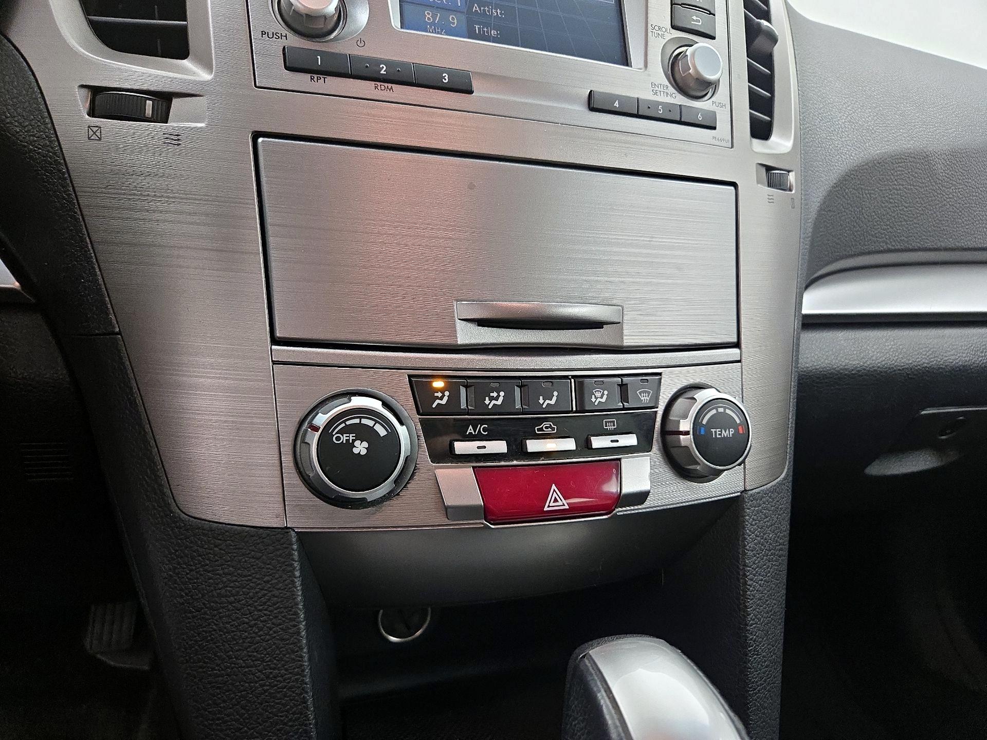 Thumbnail: 2014 Subaru Outback - 16