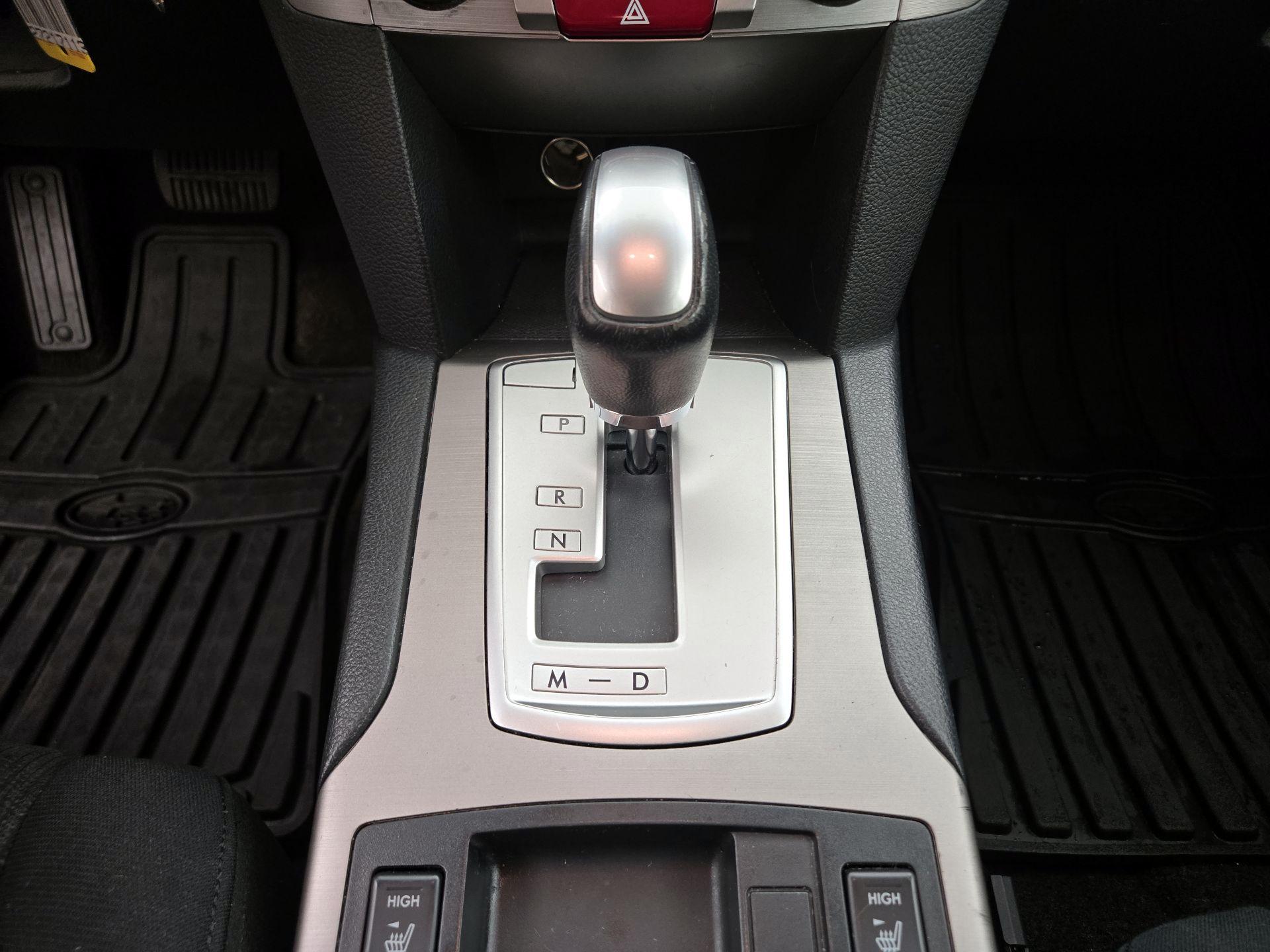 Thumbnail: 2014 Subaru Outback - 17