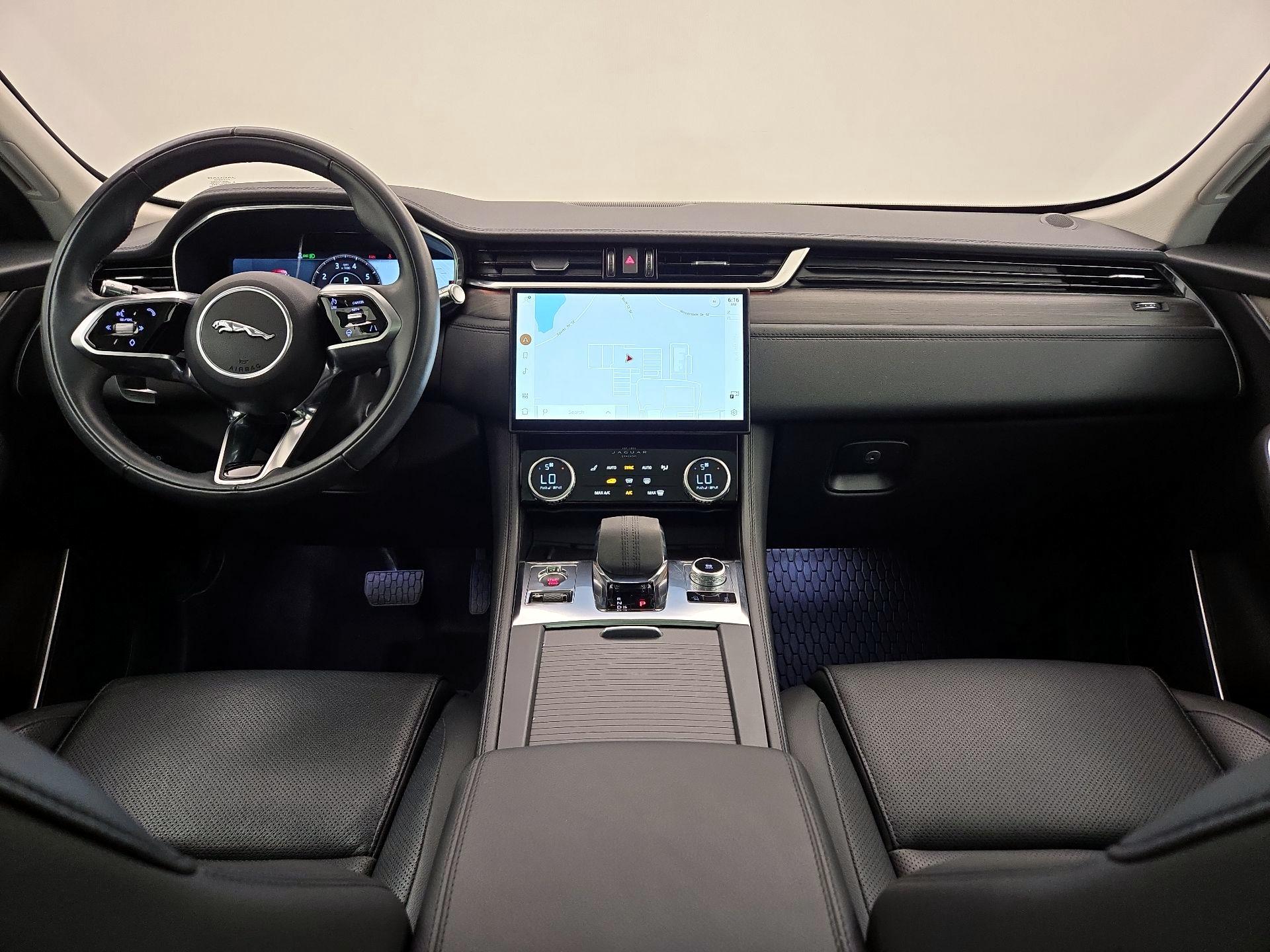 Thumbnail: 2021 Jaguar F-Pace - 9