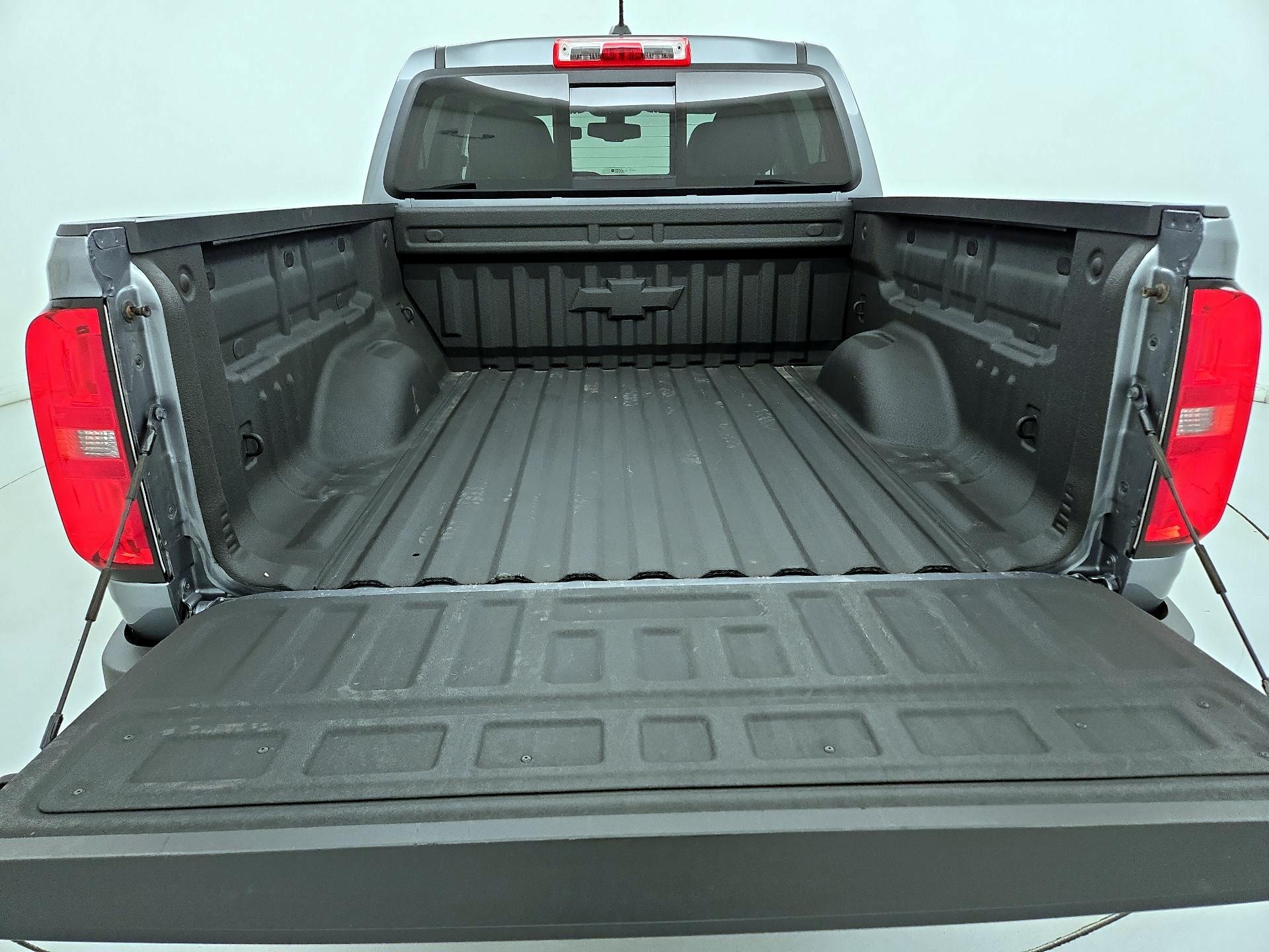 Thumbnail: 2022 Chevrolet Colorado - 20
