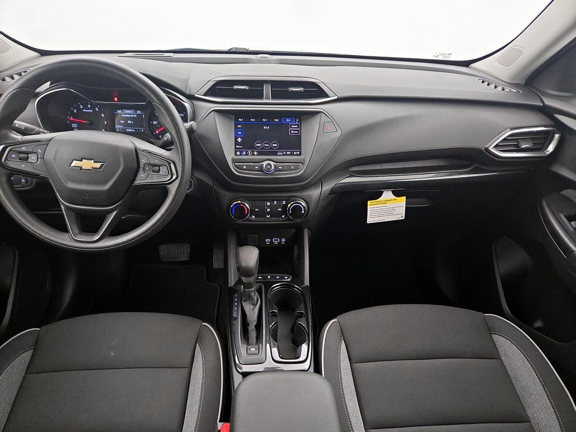 Thumbnail: 2023 Chevrolet TrailBlazer - 9