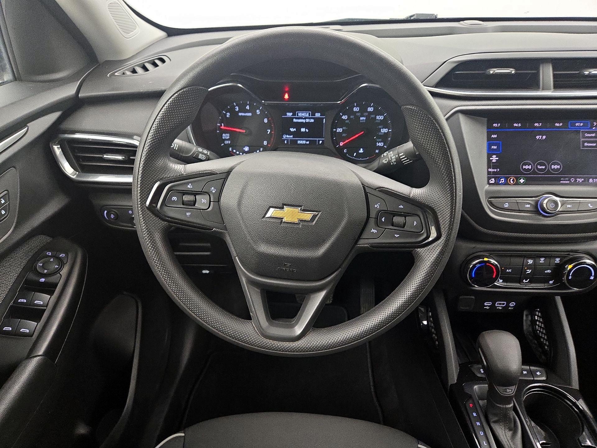 Thumbnail: 2023 Chevrolet TrailBlazer - 10
