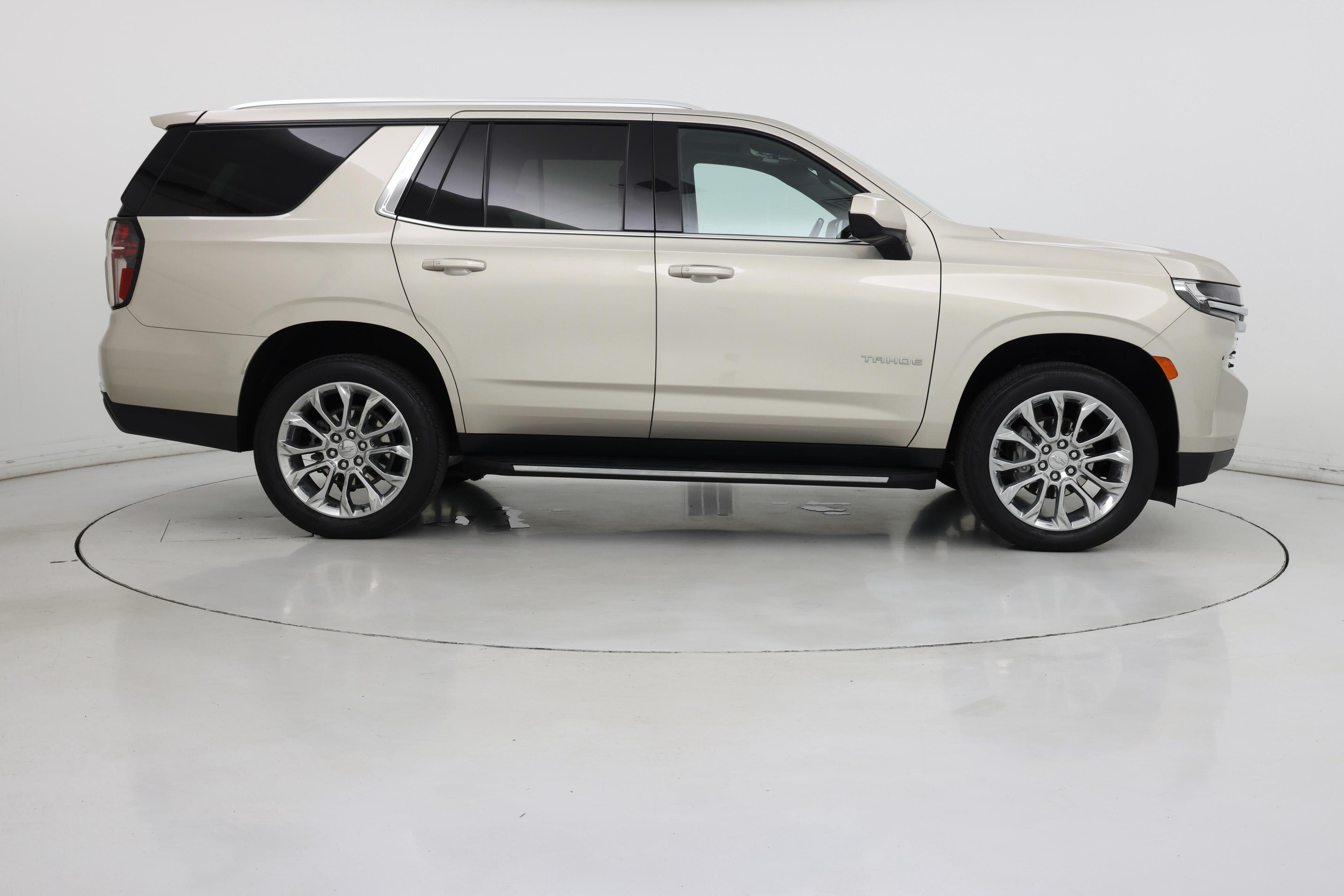 Thumbnail: 2023 Chevrolet Tahoe - 7