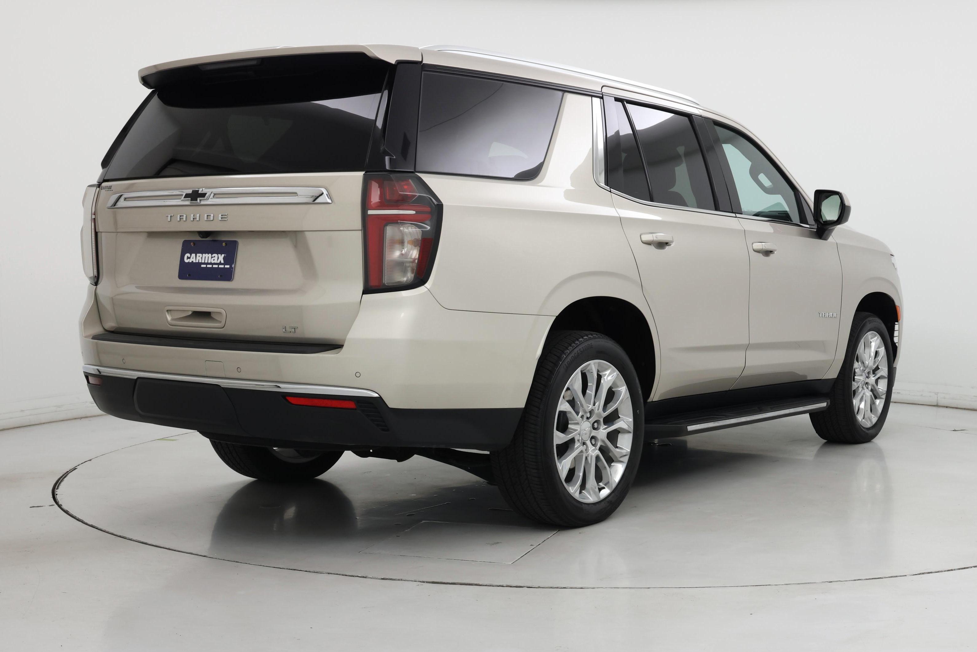 Thumbnail: 2023 Chevrolet Tahoe - 8