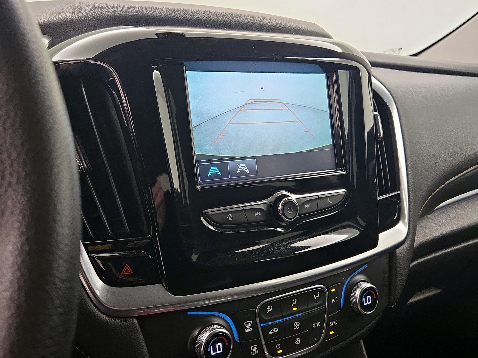 Thumbnail: 2019 Chevrolet Traverse - 14