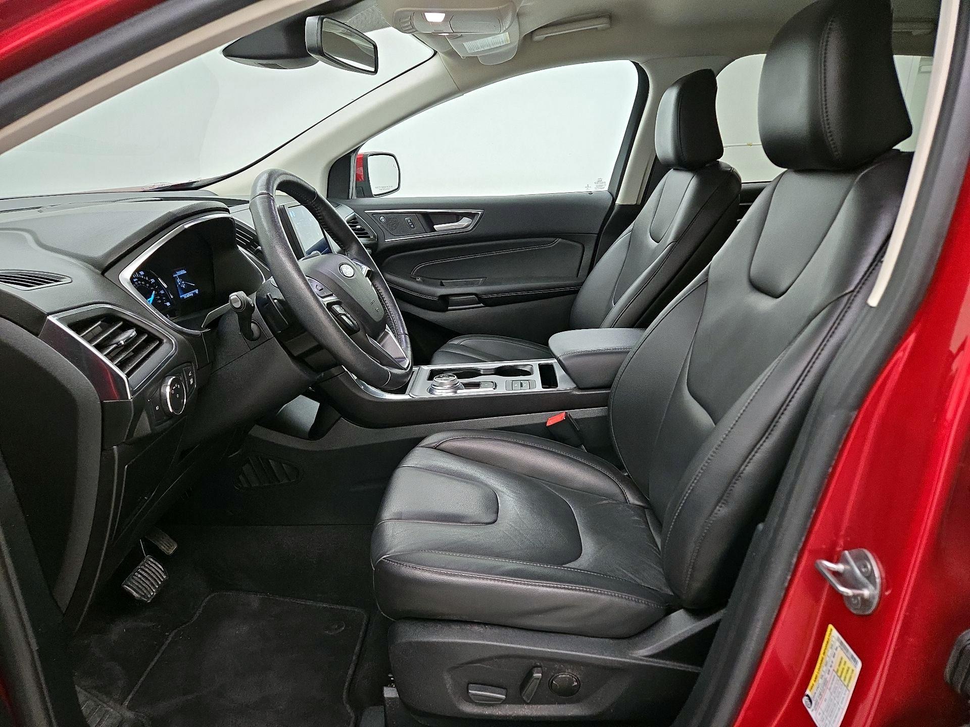 Thumbnail: 2021 Ford Edge - 11
