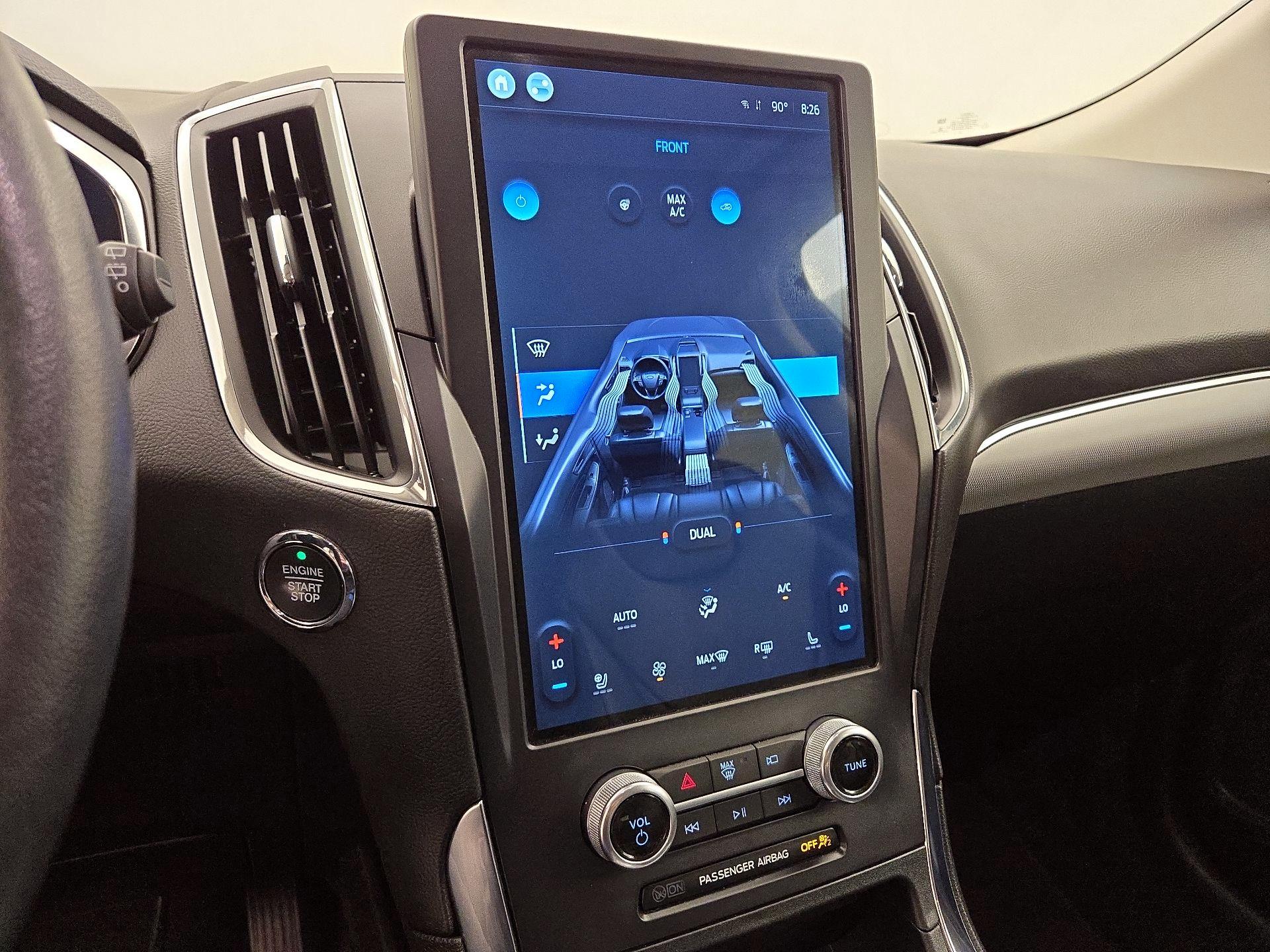 Thumbnail: 2021 Ford Edge - 17
