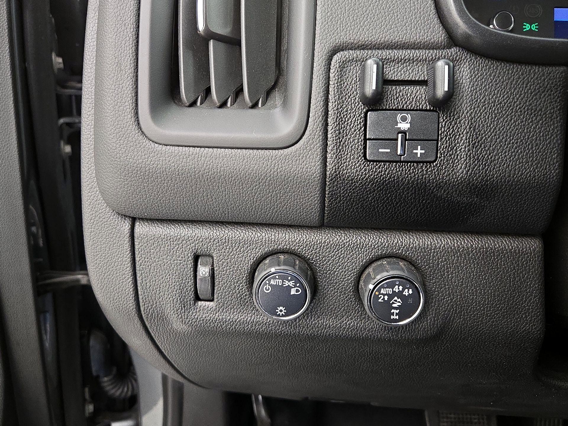 Thumbnail: 2019 Chevrolet Colorado - 13
