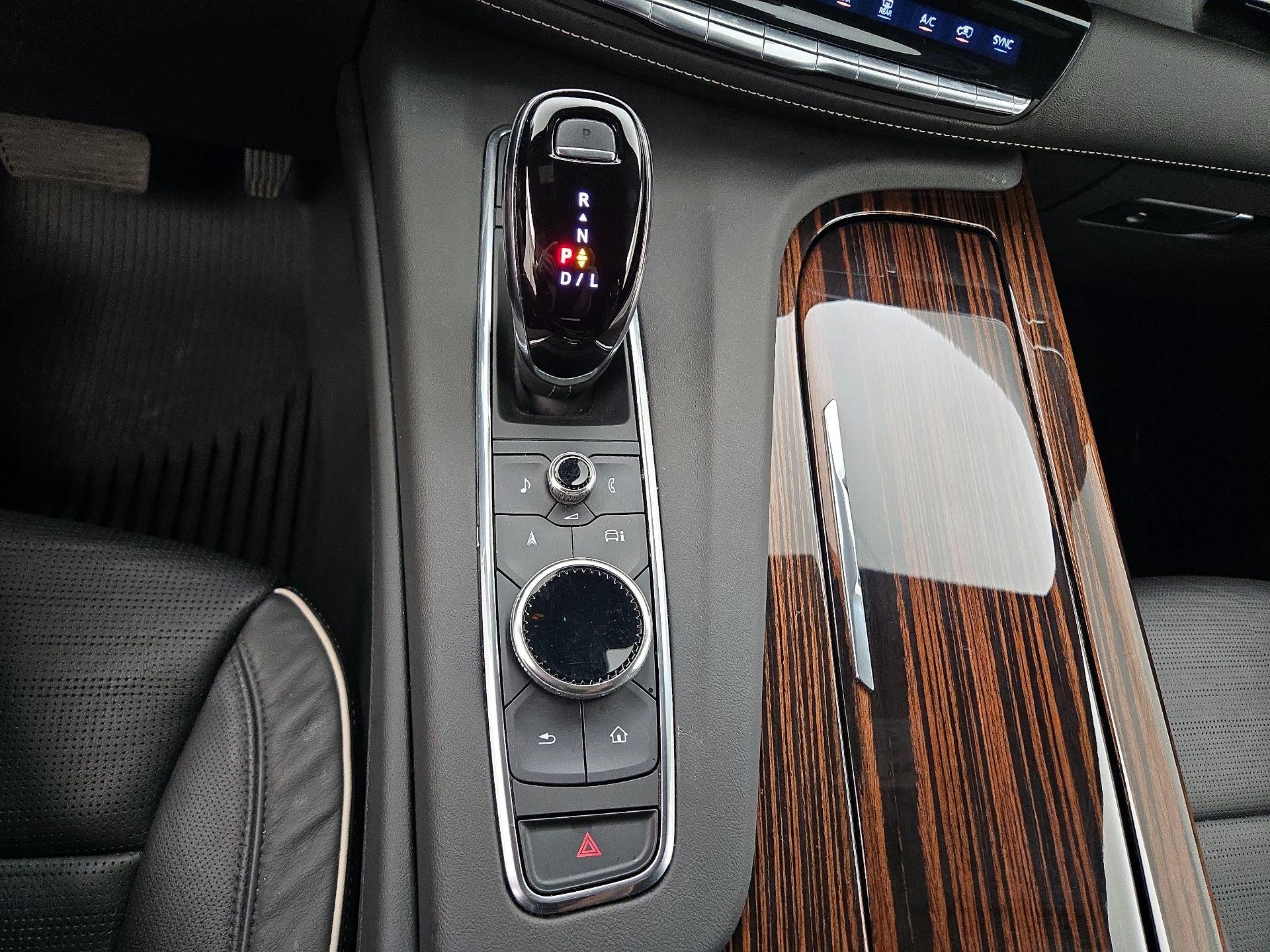 Thumbnail: 2023 Cadillac Escalade - 18