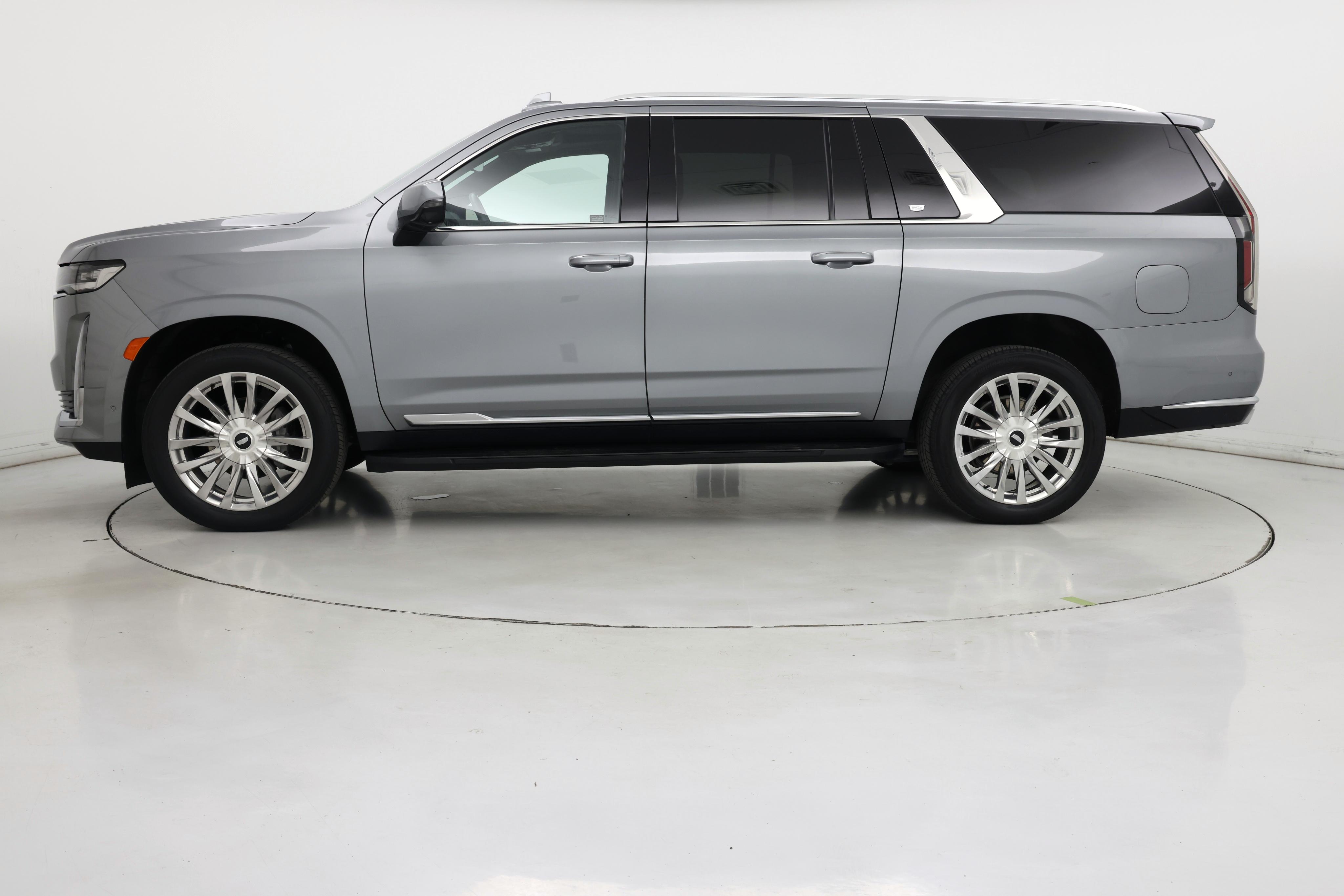 Thumbnail: 2023 Cadillac Escalade - 3