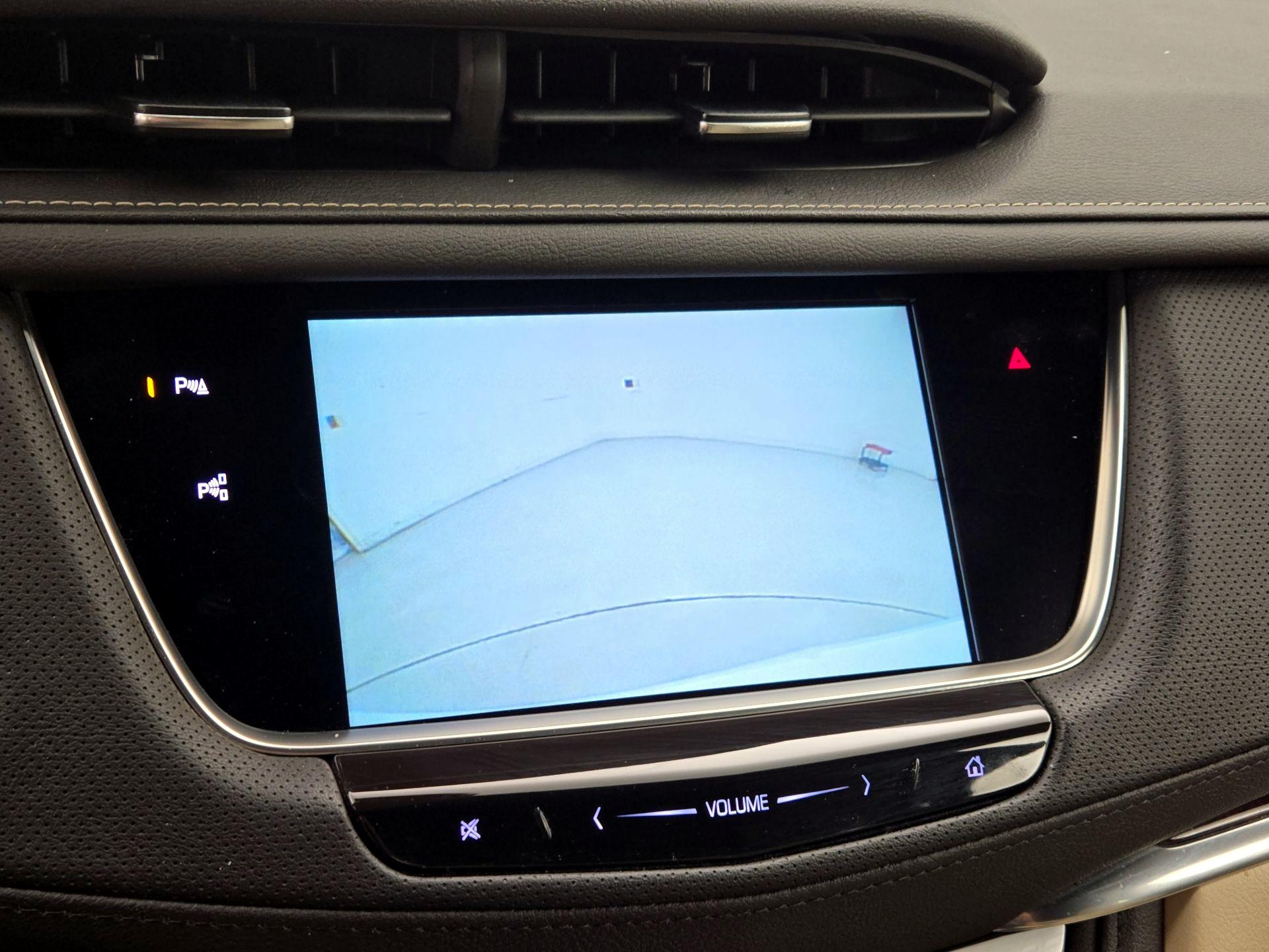 Thumbnail: 2019 Cadillac XT5 - 15