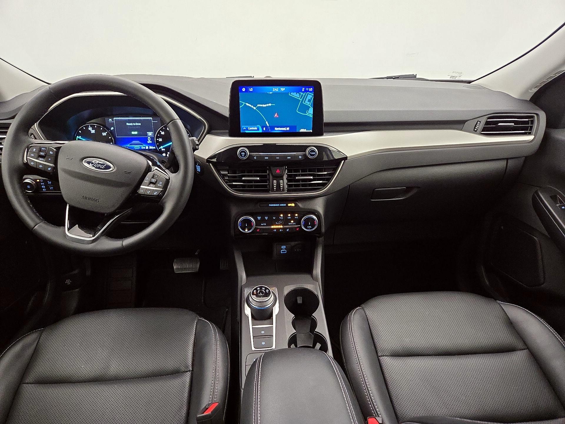 Thumbnail: 2022 Ford Escape - 9